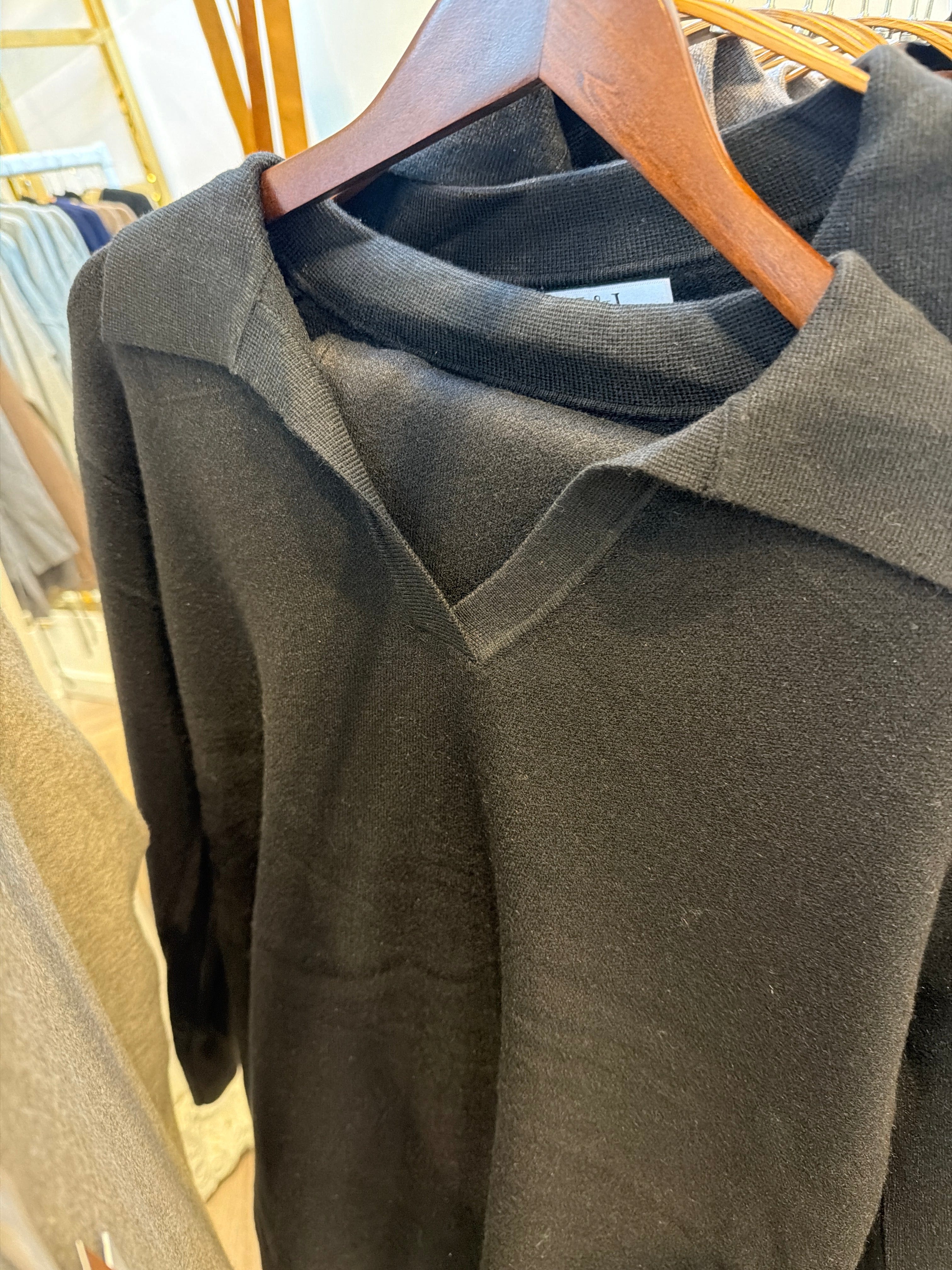 Luxury Promise A17A XL BLACK PLAIN V NECK CASHMERE BLEND SET  AKC0289