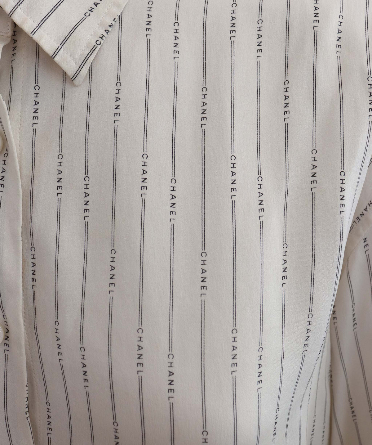 Luxury Promise Chanel 99A All-Over Logo Print Silk Pinstripe Long-Sleeve Shirt AGC3877