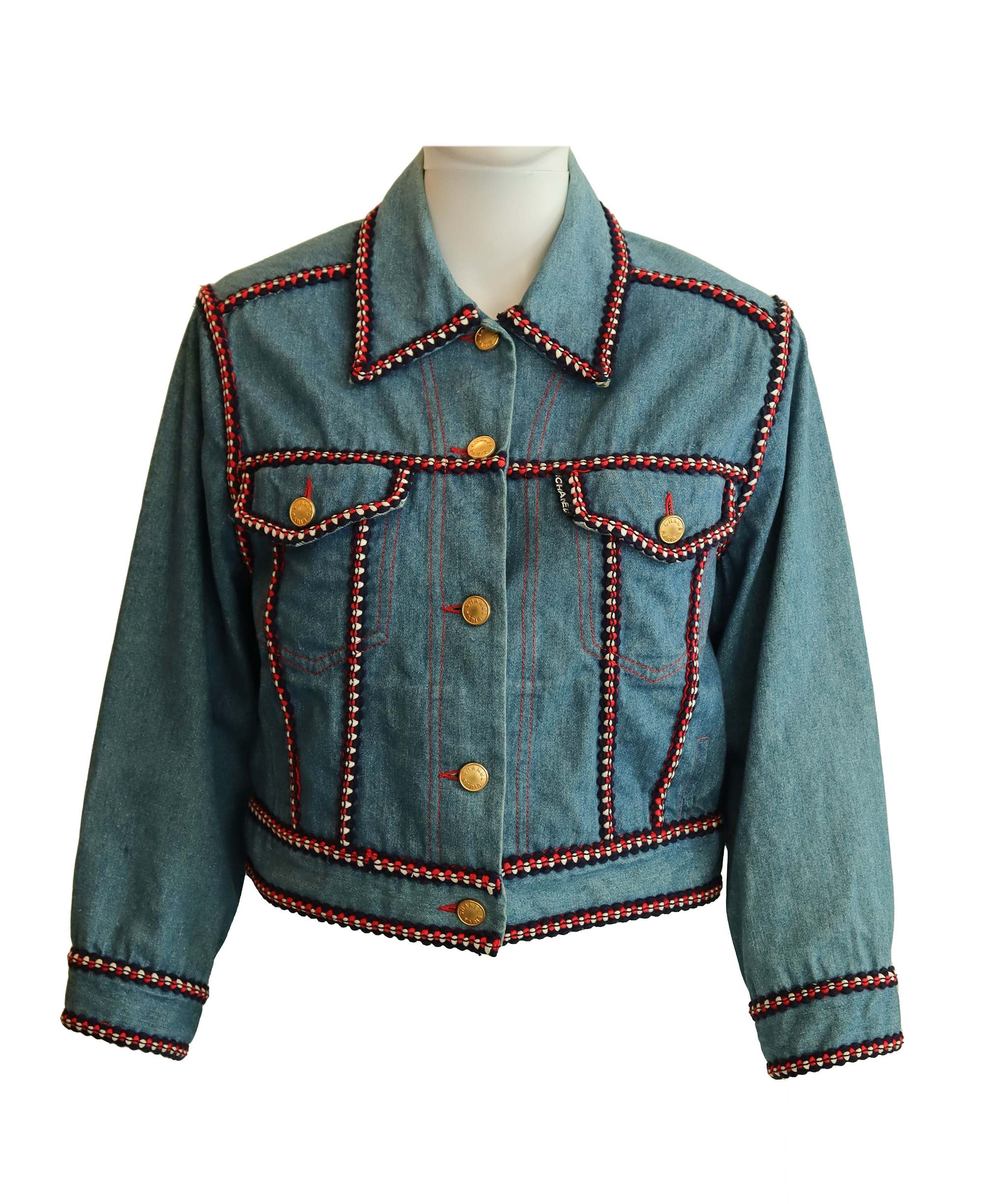 Luxury Promise Chanel Denim Jacket size 42 DXBCD1225