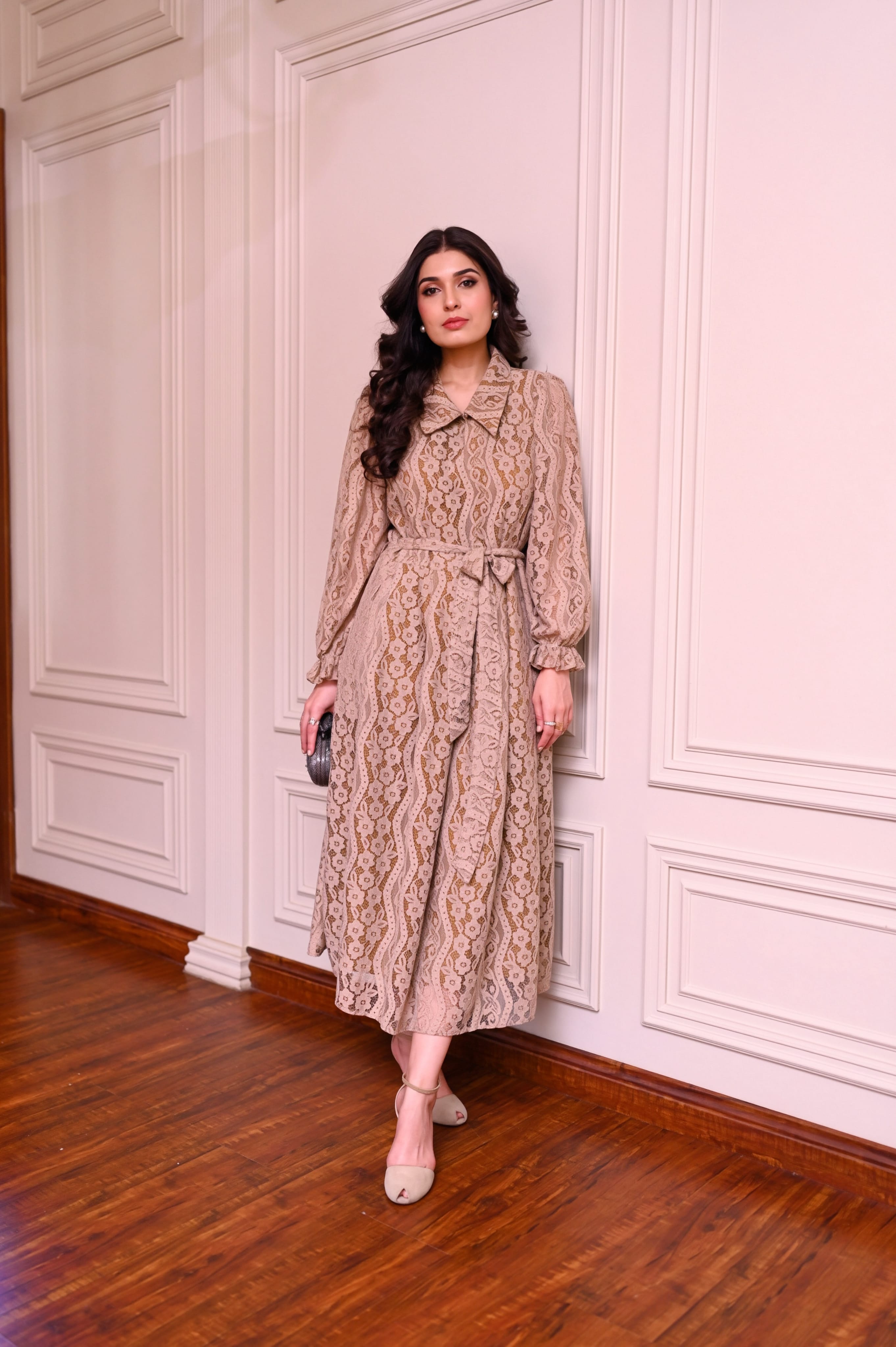 Luxury Promise chantilly dress with belt camel zah04