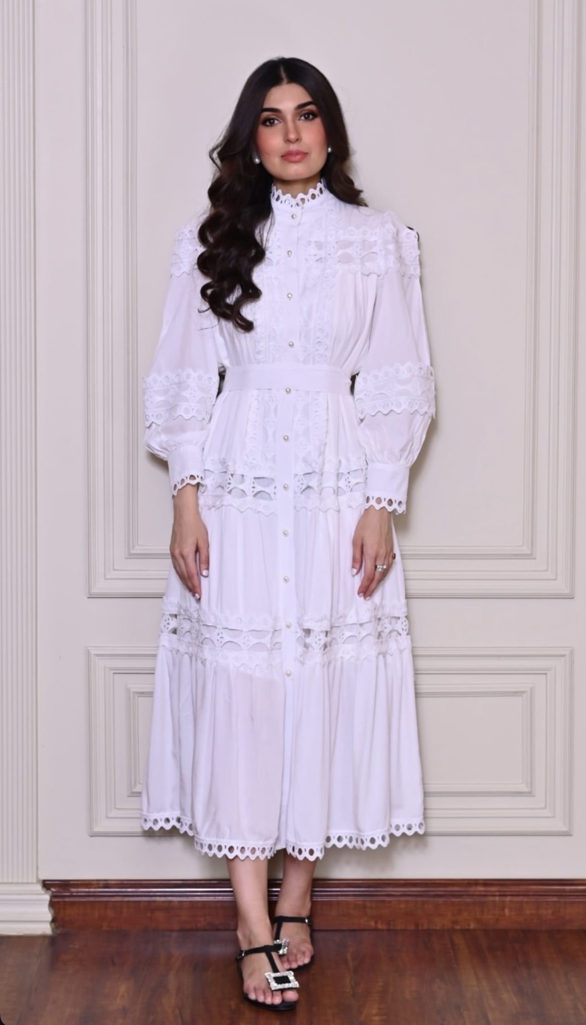 Luxury Promise lace dress with belt white zah09