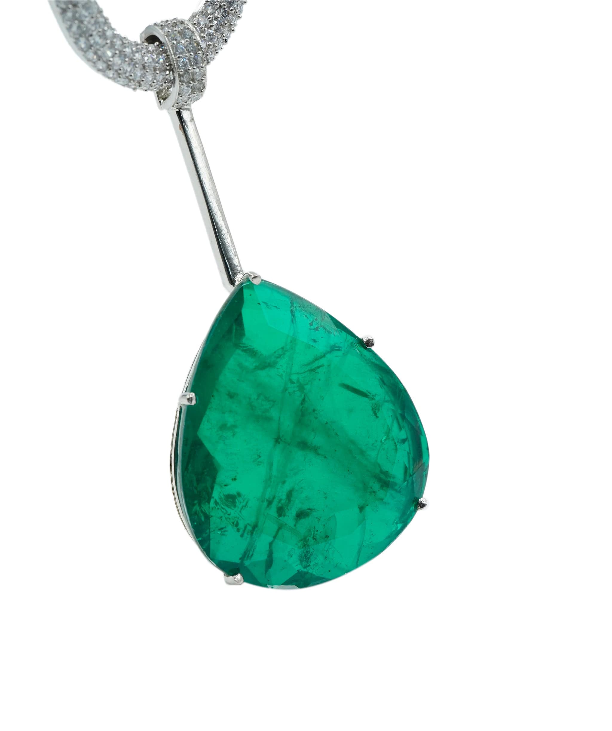 Luxury Promise Leela - Emerald Green Stone Chain Necklace AKL0146