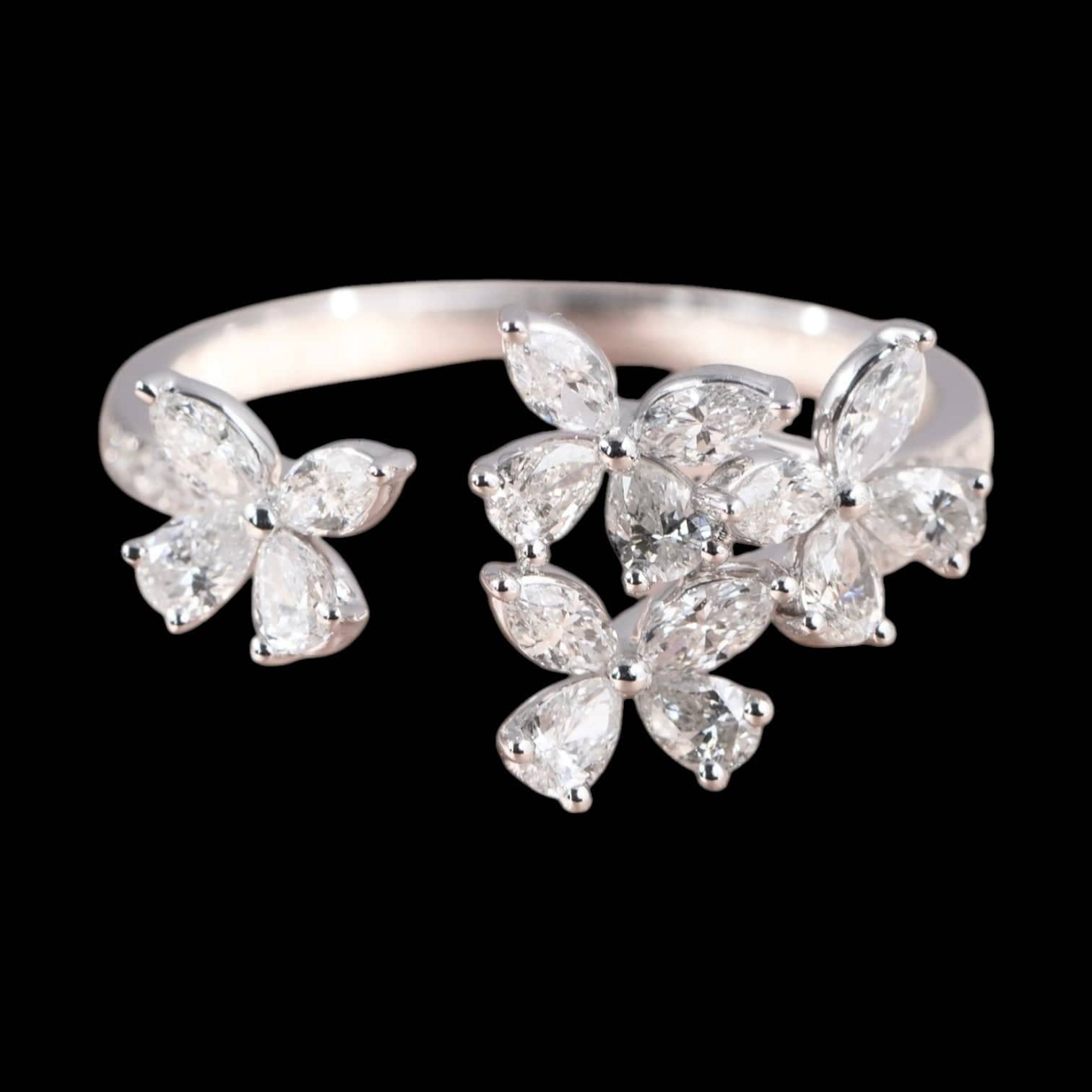 Luxury Promise 0.95ct Natural White Diamond Flower Ring set in 18K White Gold