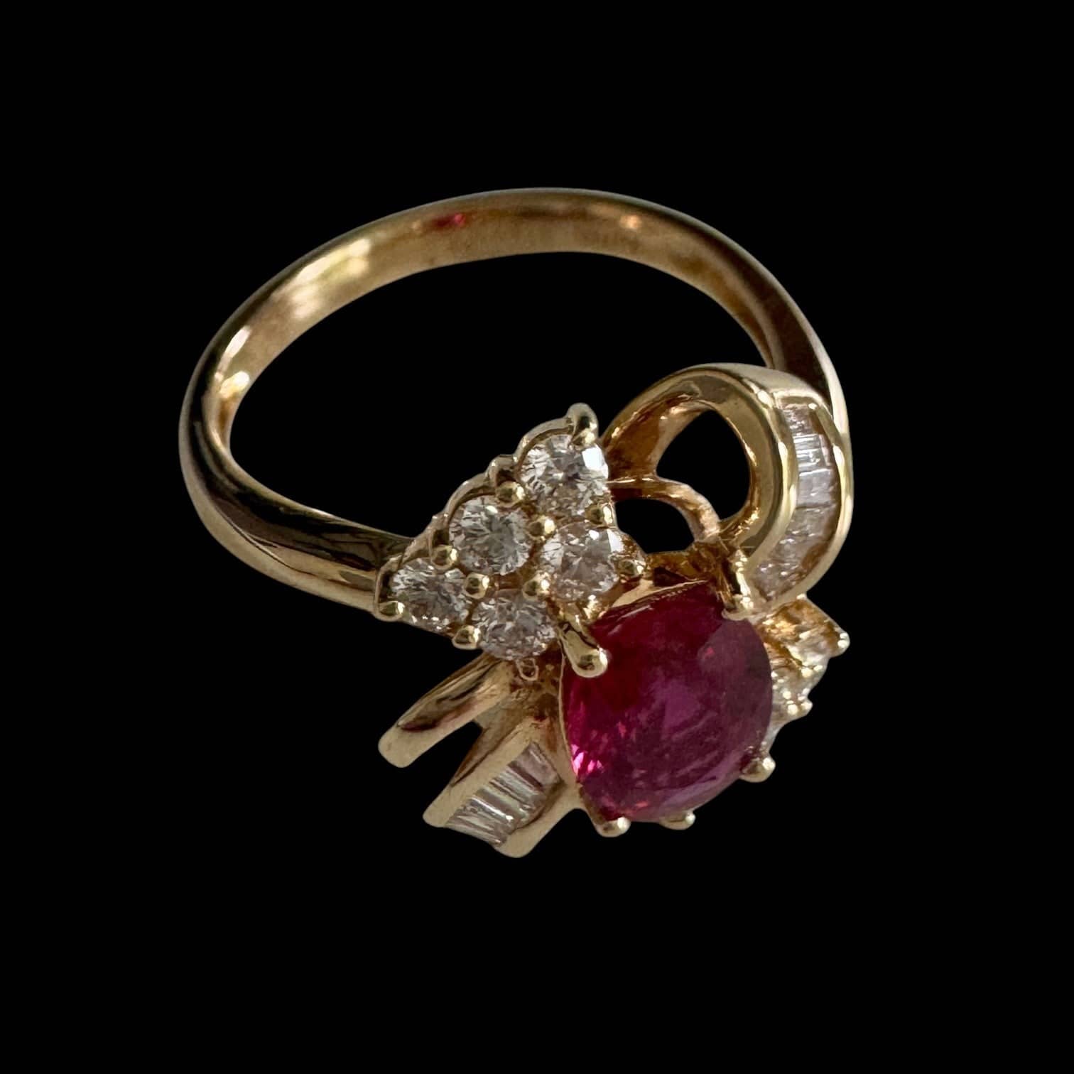 Luxury Promise 1.05ct Natural UNheated "Pigeon Blood" Ruby & 0.55ct Natural Diamond Ring set in 18K Yellow Gold