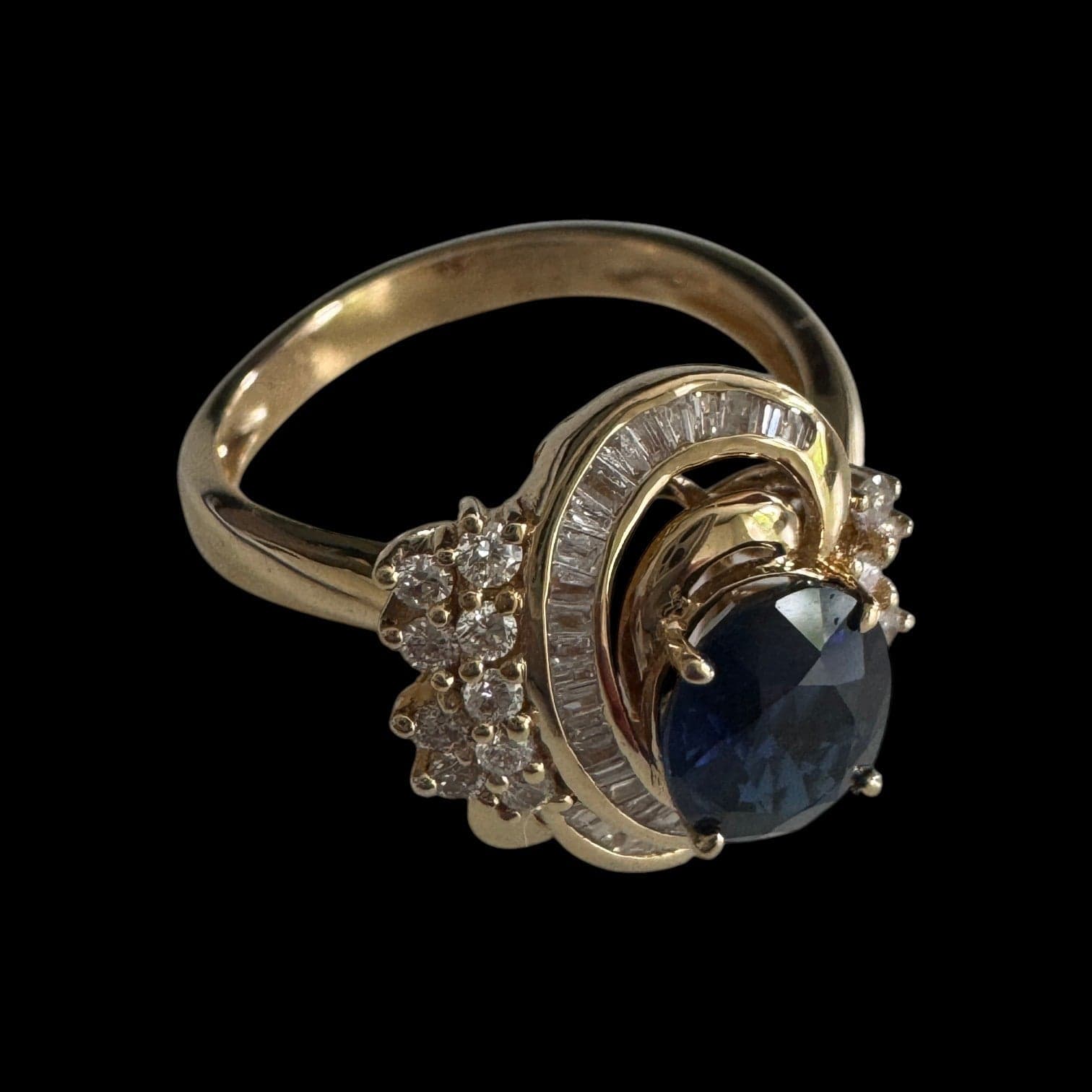 Luxury Promise 1.65ct Natural "Royal Blue"Sapphire & 0.41ct White Diamond Ring set in 18K Yellow Gold