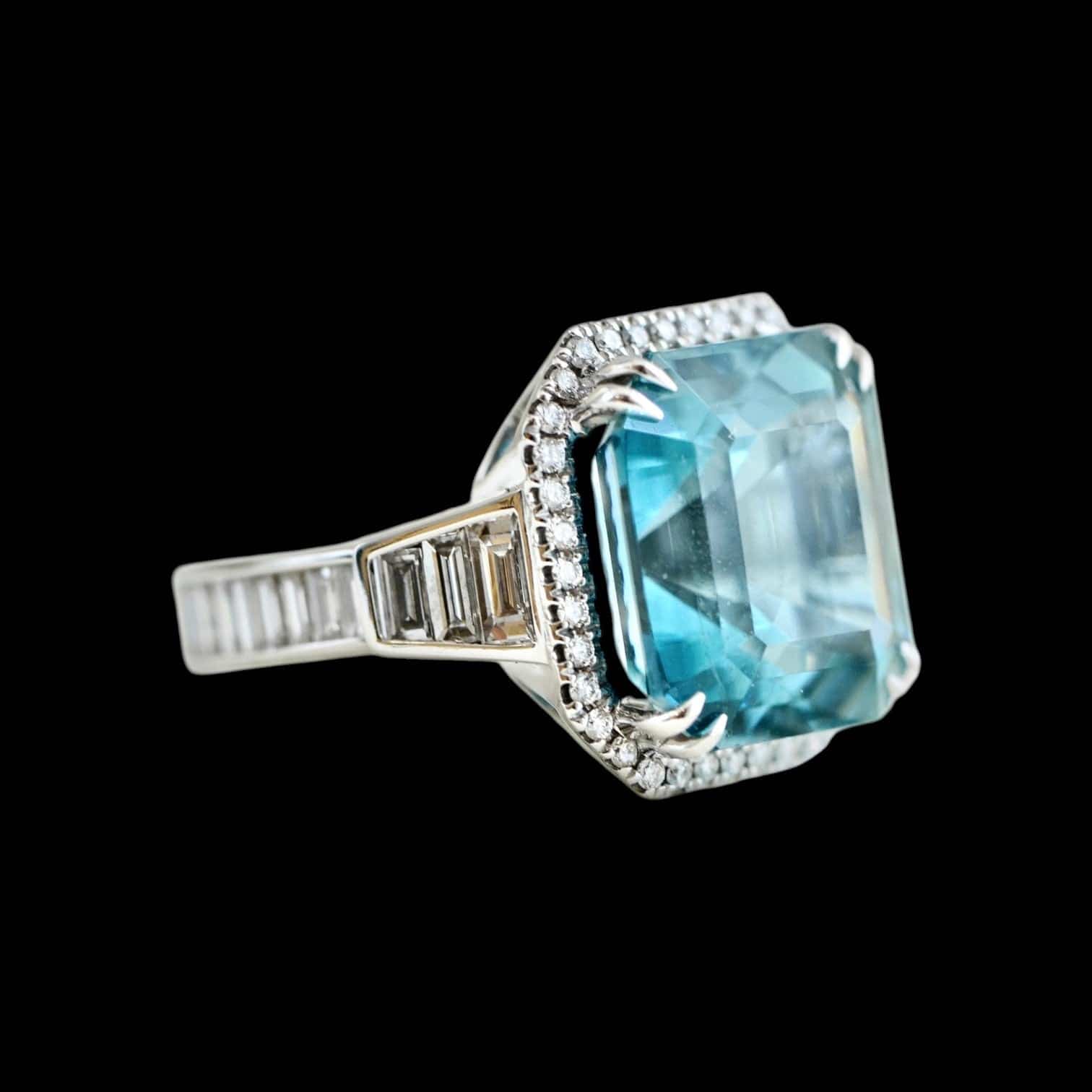 Luxury Promise 10.41ct Natural Santa Maria Aquamarine & 1.12ct Diamond set in 18K White Gold Ring