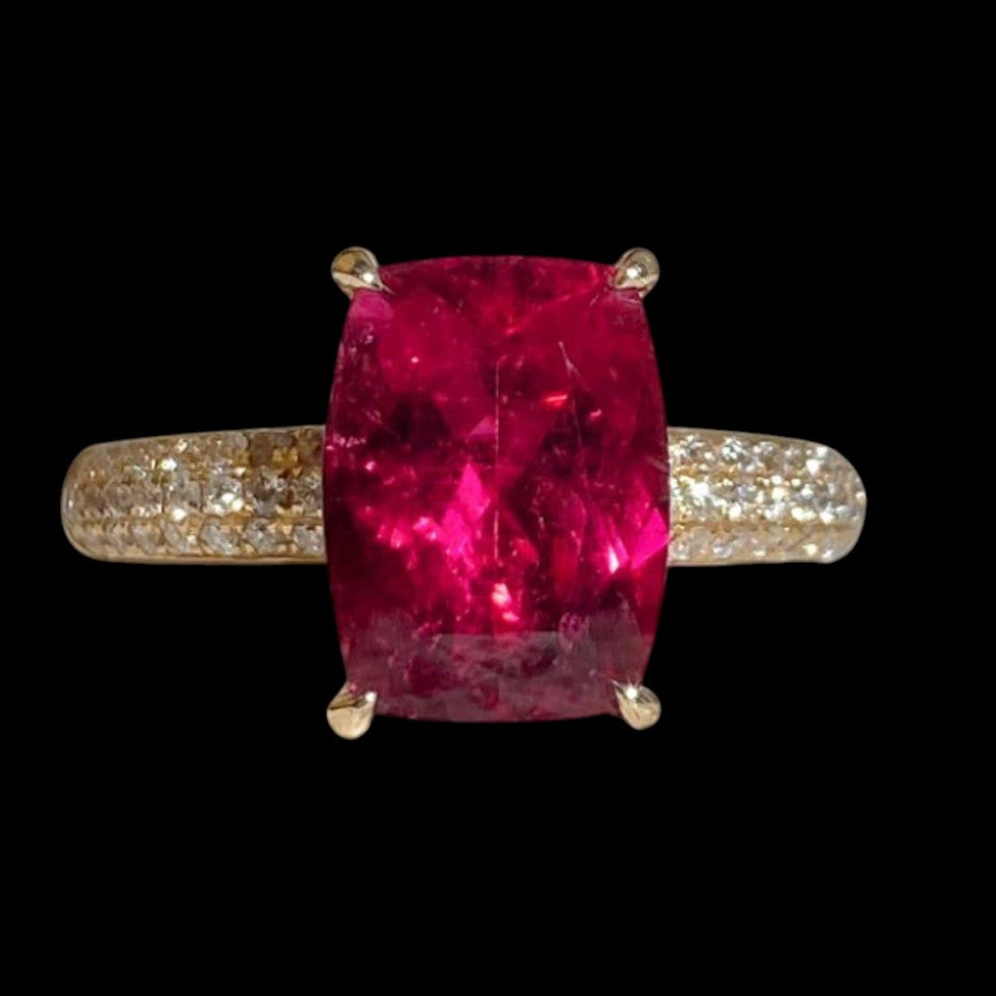 Luxury Promise 3.37ct "Fuchsia Rose" Rubellite Tourmaline & 0.31ct White Diamond Ring set in 18K Yellow Gold