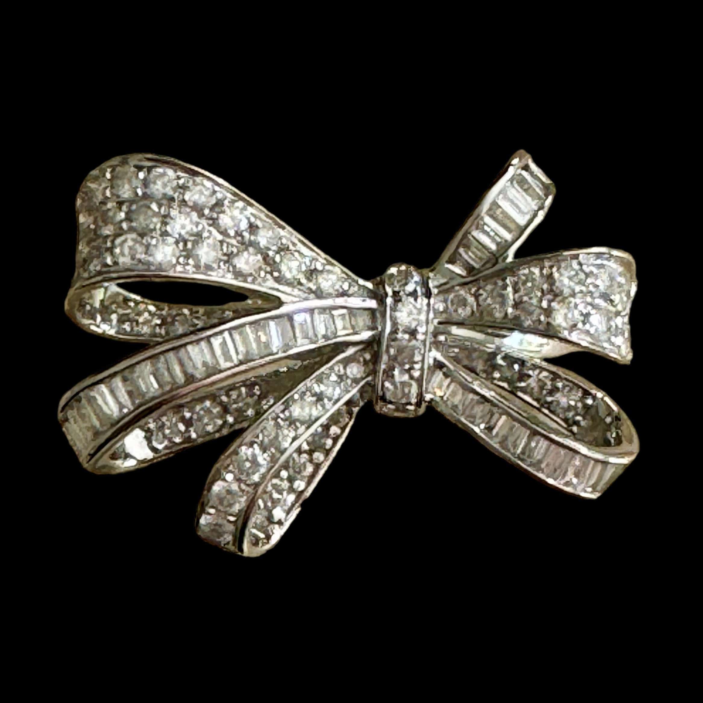 Luxury Promise Bow Shaped Diamond Ring set in 18K White Gold
