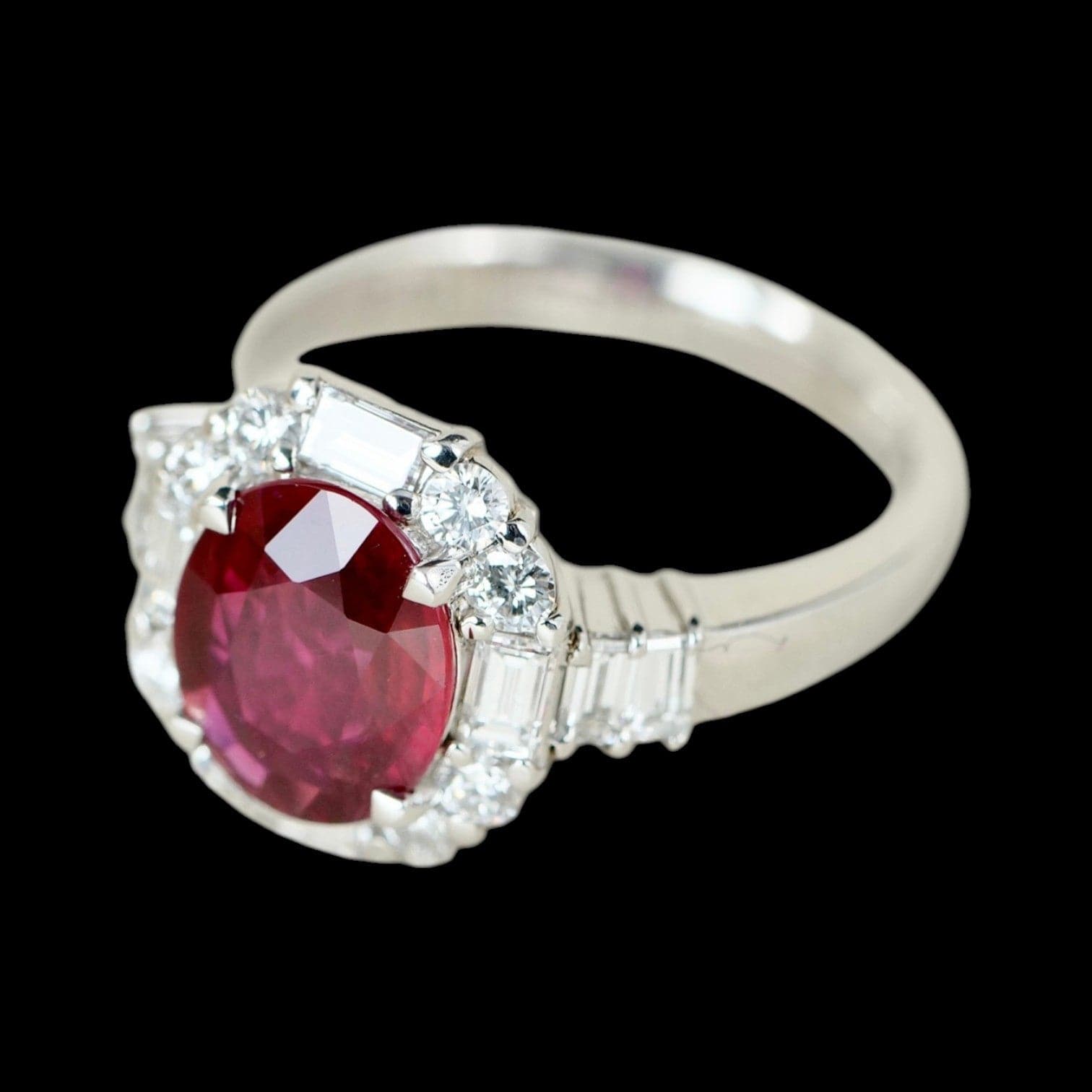 Luxury Promise Burma (Myanmar) Natural Pigeon Blood Ruby Stone Ring 2.02ct, Diamond 1.01ct Pt900 Platinum GIA