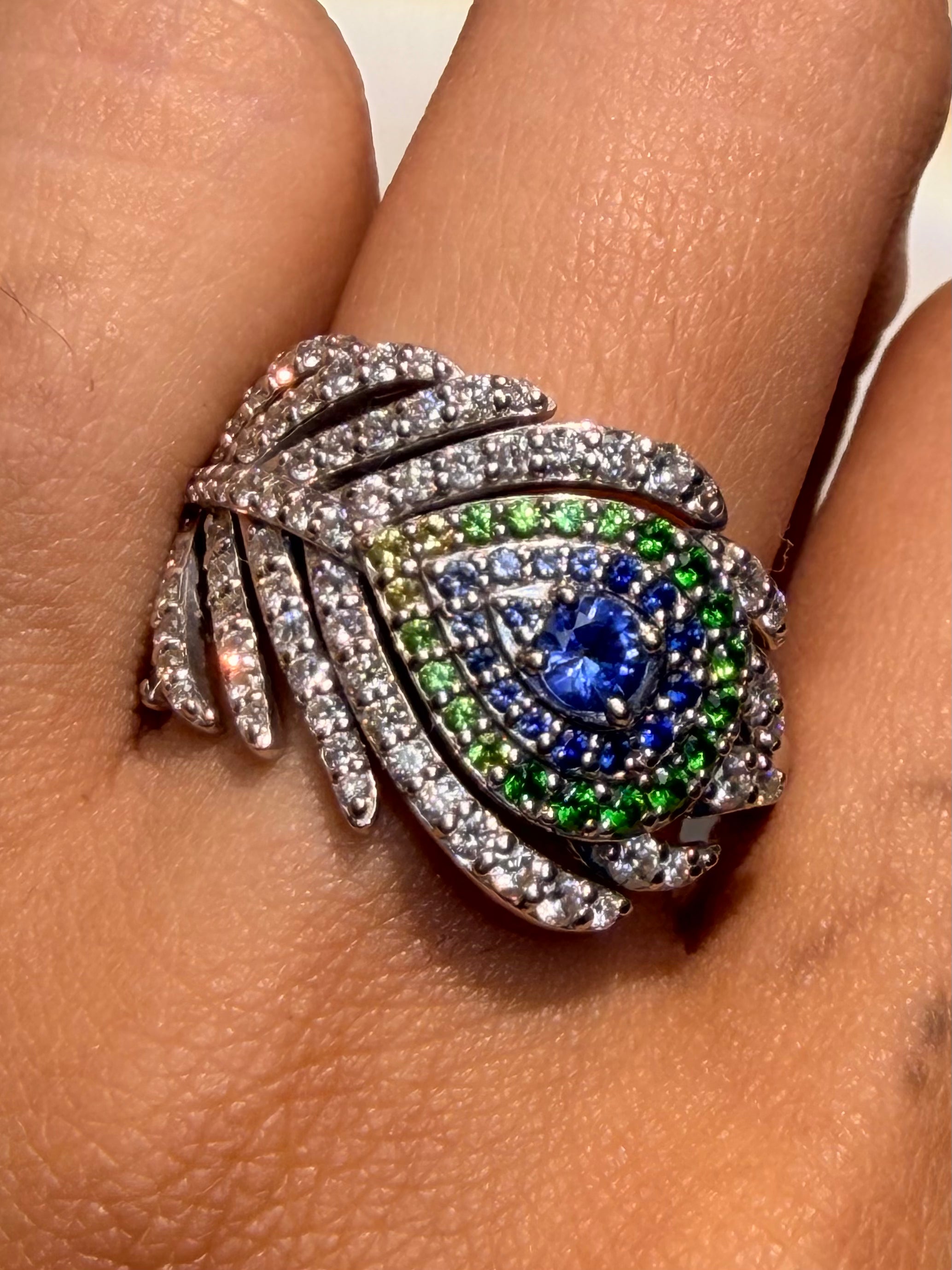 Luxury Promise Ring in 18KWG / S0.30ct / G0.17ct / D0.92ct (10.25us) 2555 JJC0505