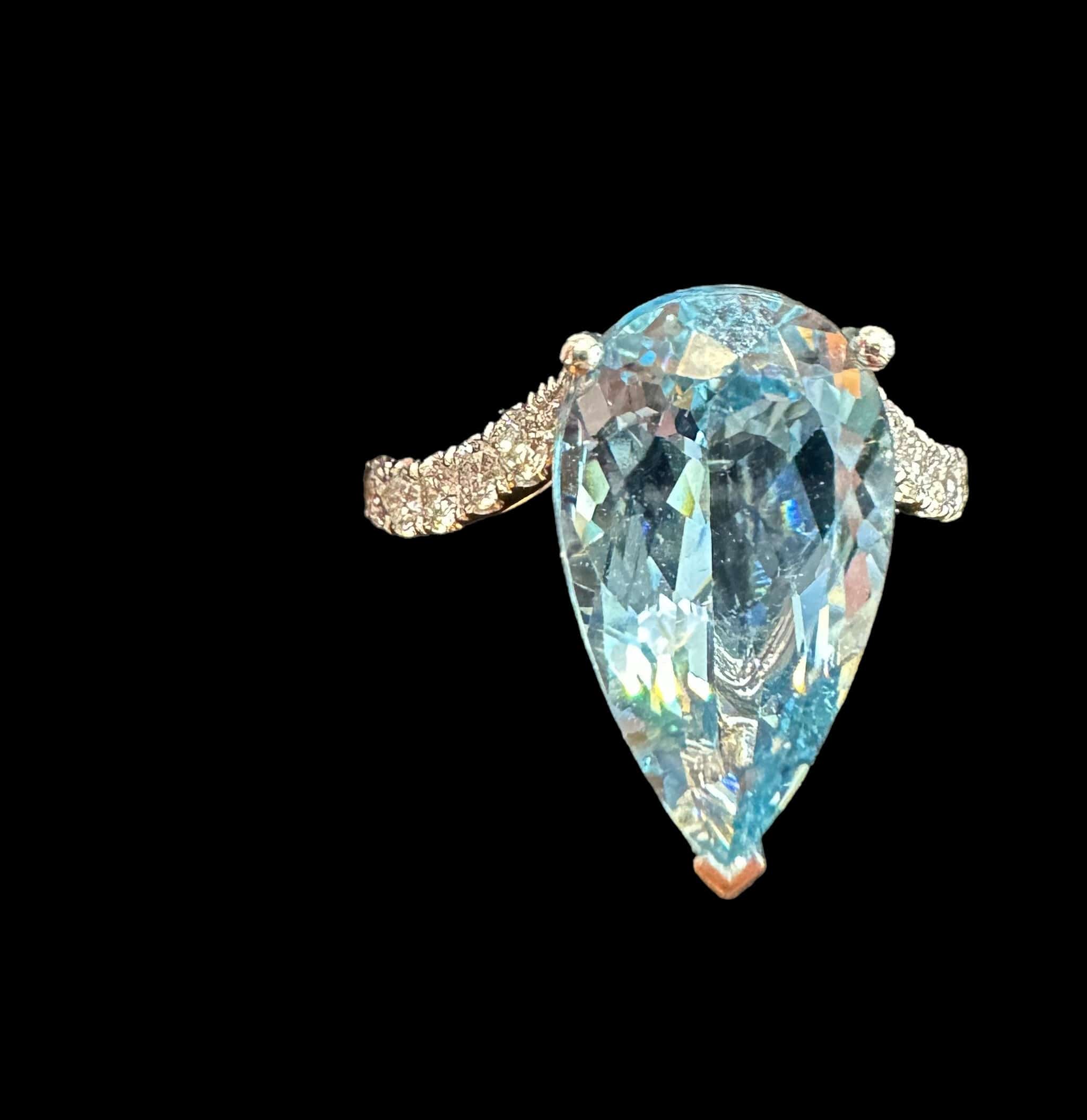 Luxury Promise Pear Shape "Santa Maria" Aquamarine Ring