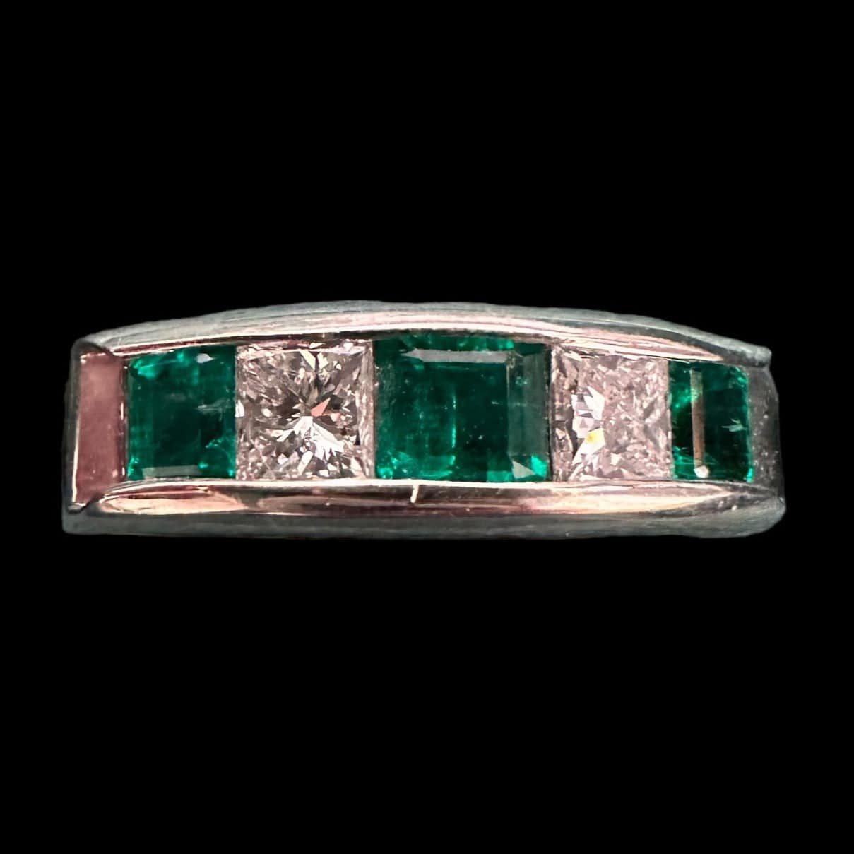 Luxury Promise Princess Cut Emerald & Diamond Ring