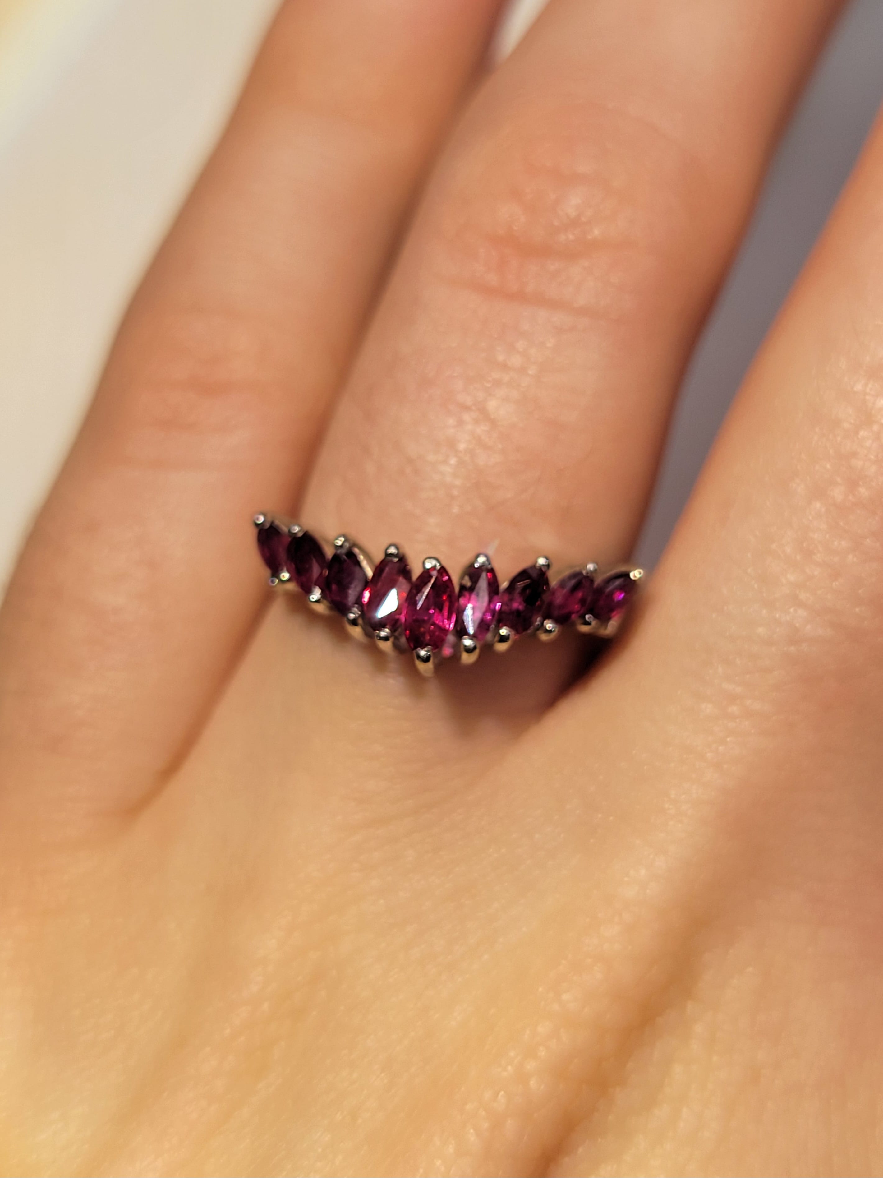 Luxury Promise Ruby V Band in Pt900 / R0.93ct (6.75us) 2651 JJC0546