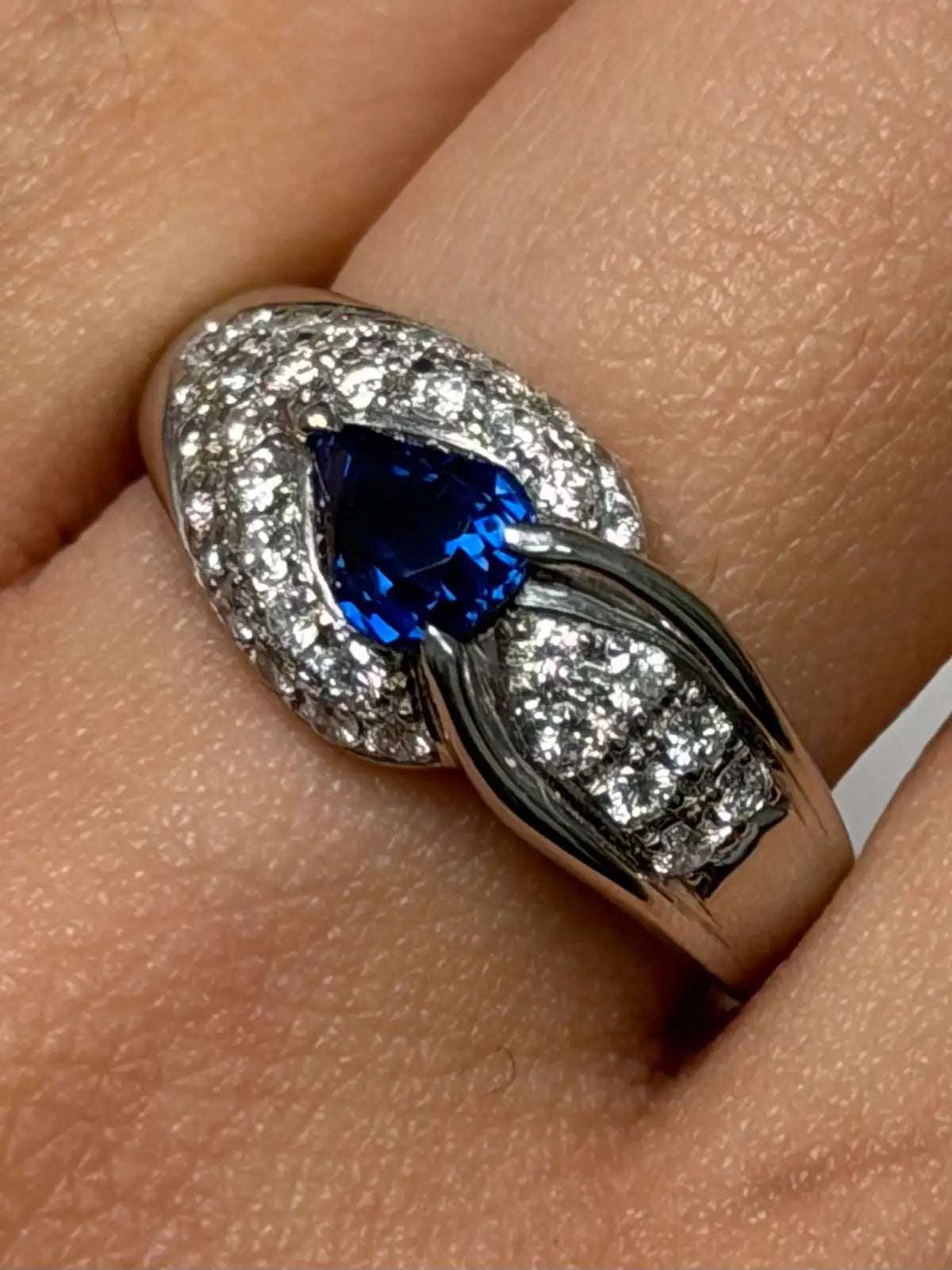 Luxury Promise Sapphire Pear Shape Band in Pt900 - S1.18ct / D0.54ct 2099 JJC0419