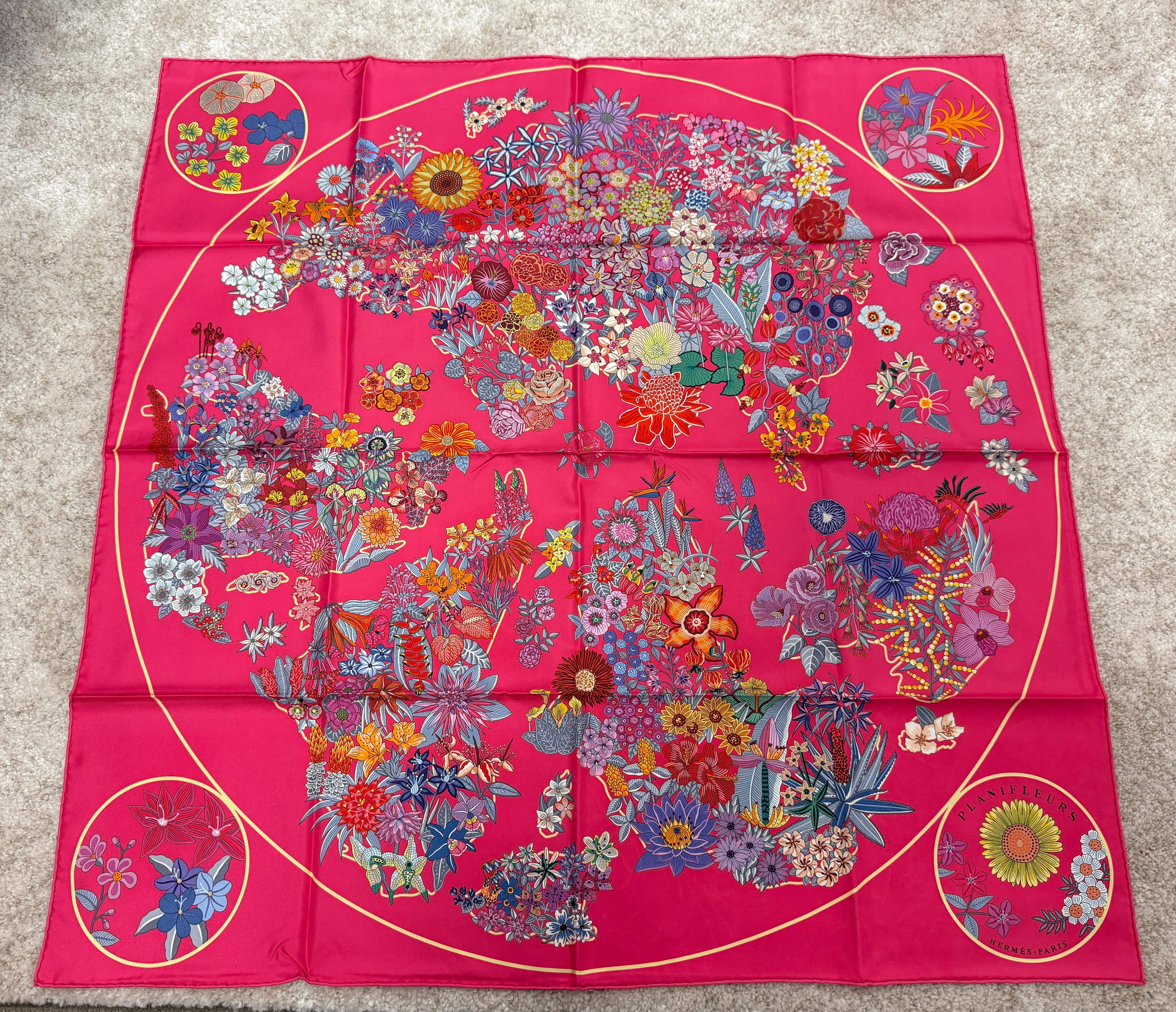 LUXURY PROMISE *HK LOCATED*HERMÈS PLANIFLEURS SILK SCARF 90 Pink