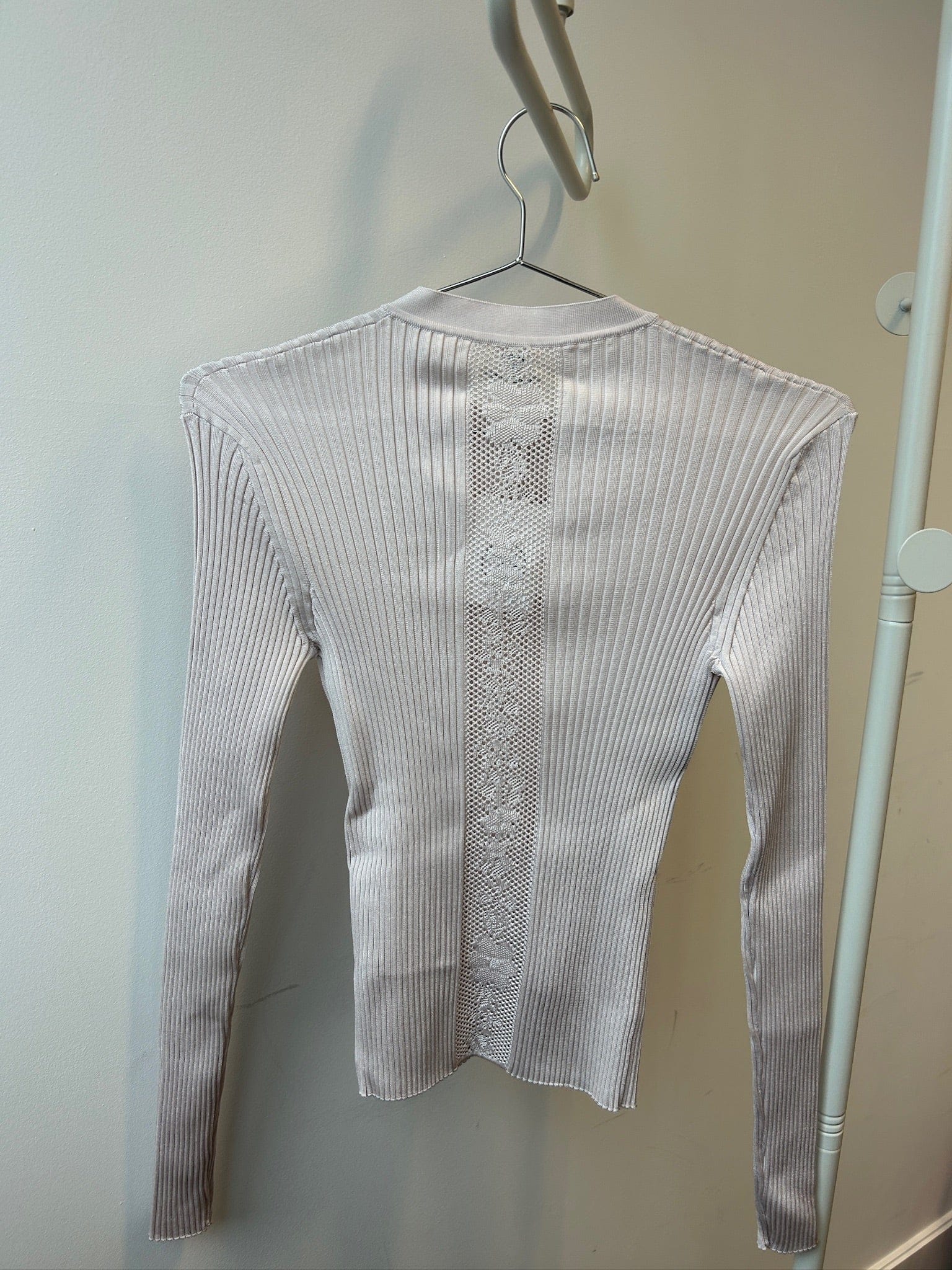 Luxury Promise Size 38 - Hermès Pink Ribbed Knit Long Sleeve Crewneck Cardigan