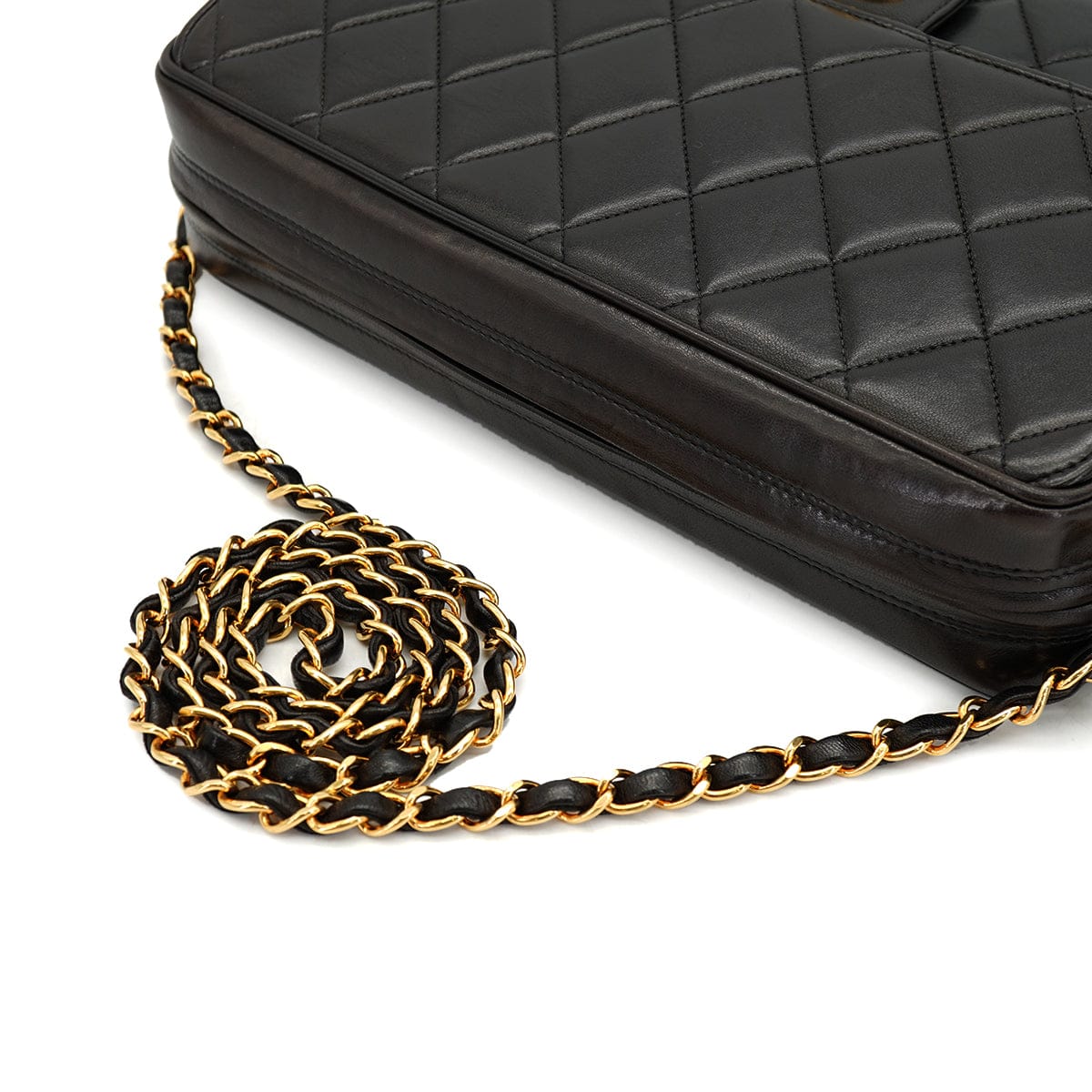 LUXURY PROMISE VINTAGE CHANEL CHAIN SHOULDER BAG BLACK LAMB SKIN GOLD HARDWARE 90335602