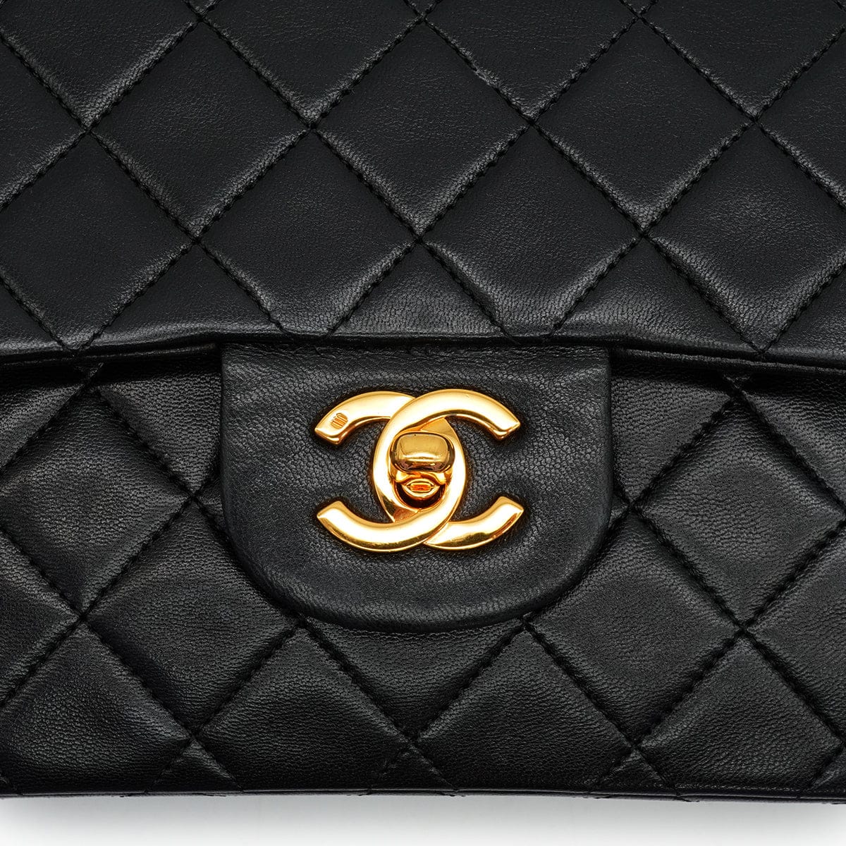 LUXURY PROMISE VINTAGE CHANEL CLASSIC FLAP SMALL CHAIN SHOULDER BAG BLACK LAMB SKIN GOLD HARDWARE 90339651