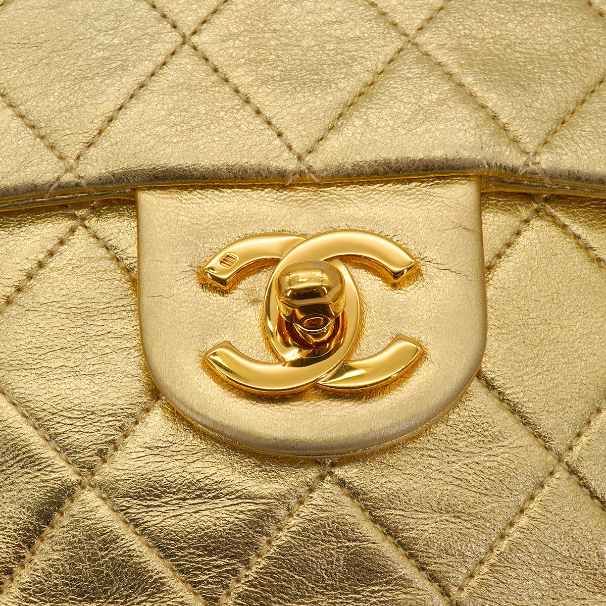 LUXURY PROMISE *VINTAGE CHANEL MINI SQUARE 17 BIJOU CHAIN SHOULDER BAG GOLD LAMB SKIN GOLD HARDWARE 90339657