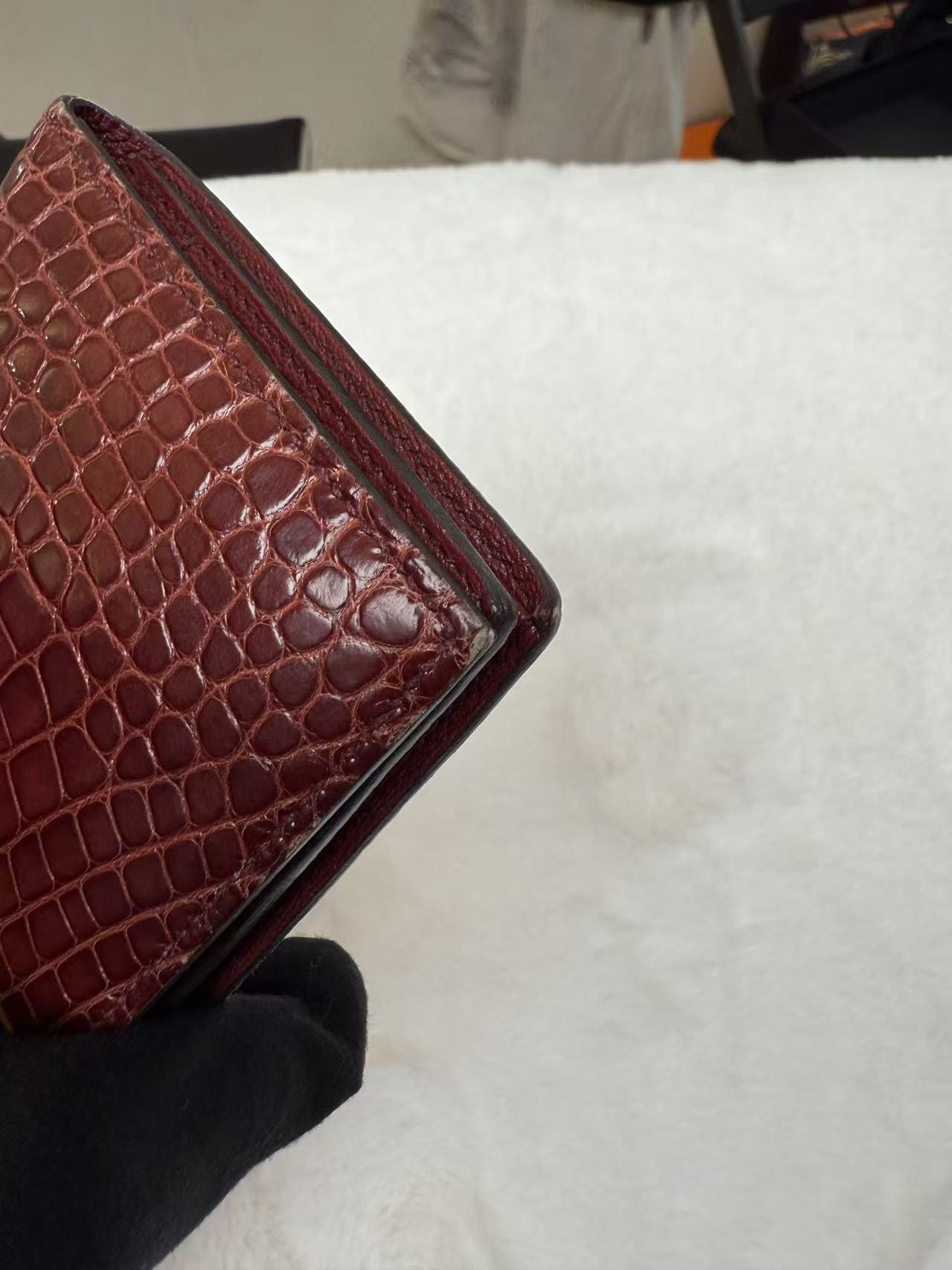 Luxury Promise Hermès bearn Luxury Crocodile Embossed Leather Wallet - Burgundy
