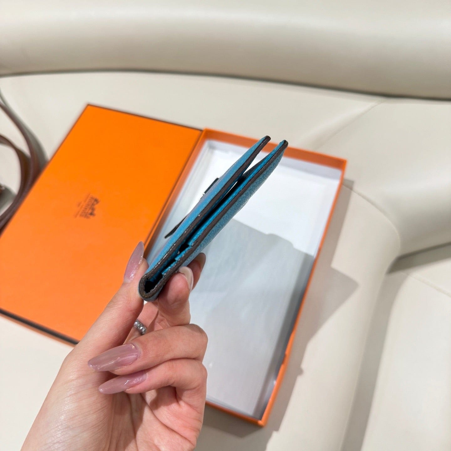 Hermès Premium Leather Bifold Wallet - Blue
