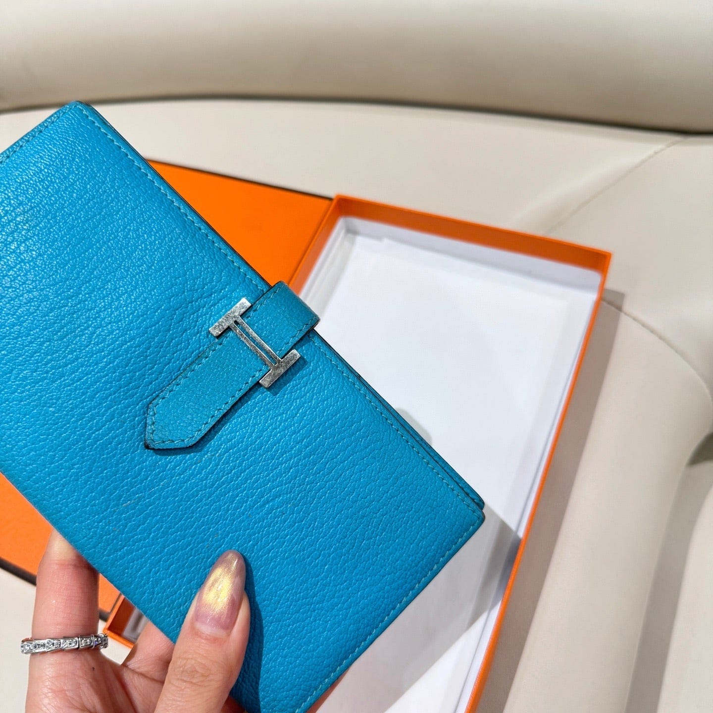 Hermès Premium Leather Bifold Wallet - Blue