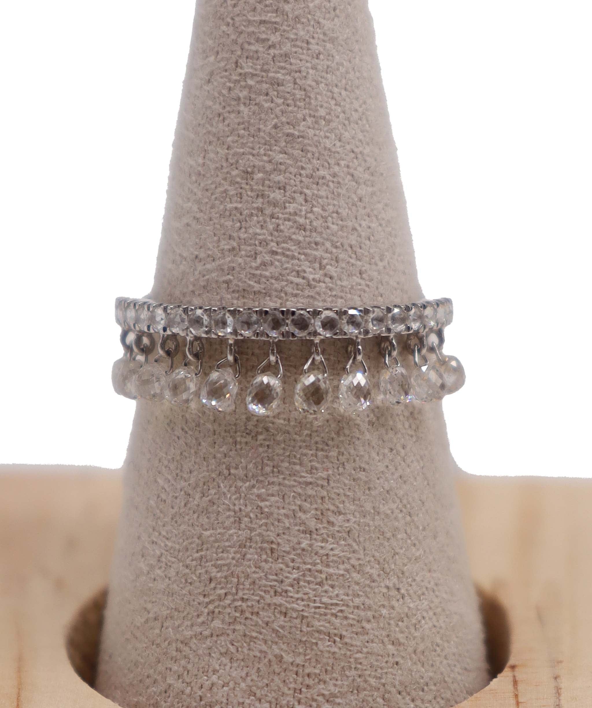 Luxury Promise WHITE BRIOLETTE WHITE ROSECUT  R3769