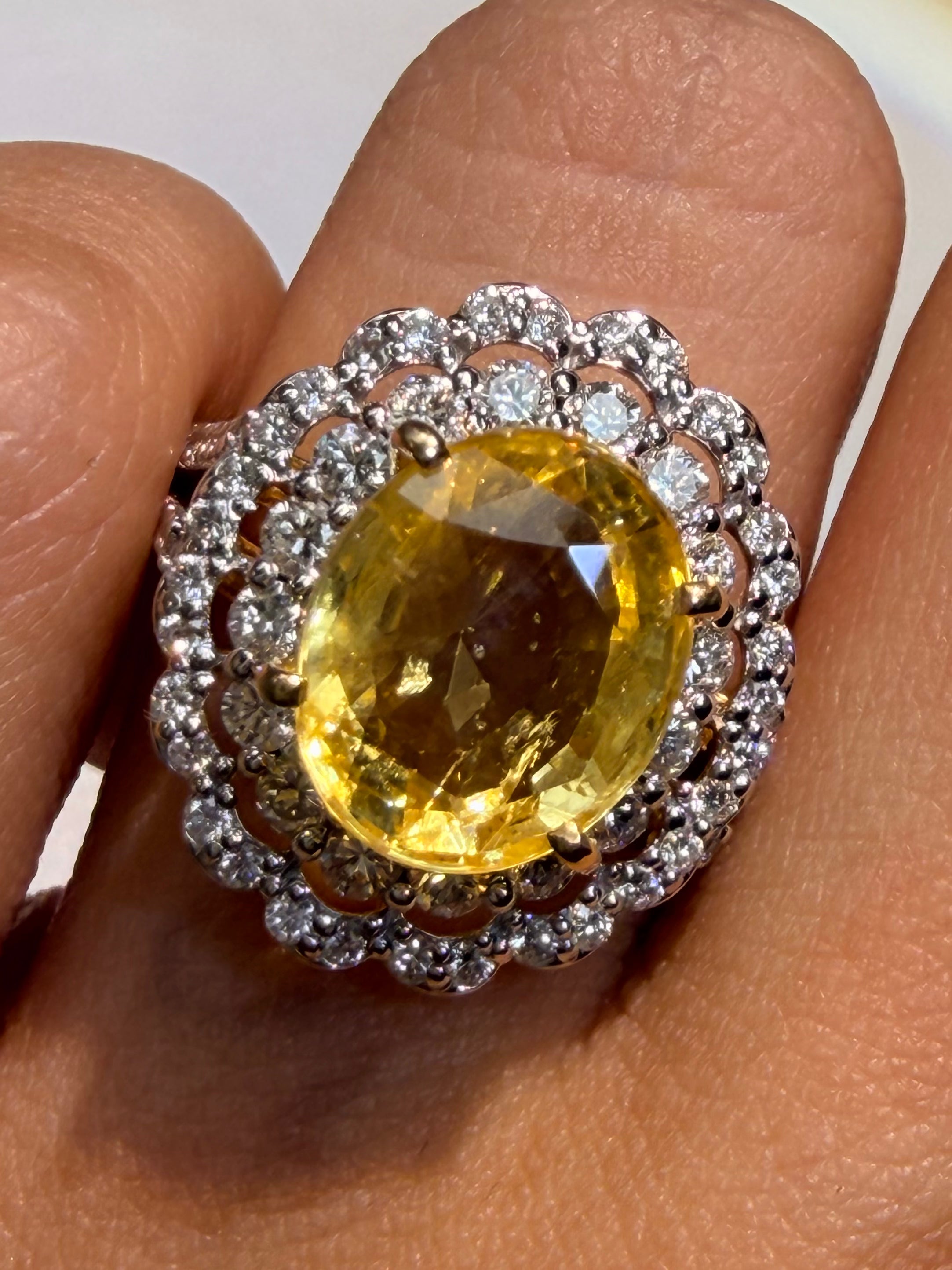 Luxury Promise Yellow Sapphire Ring in 18K / S4.94ct / D1.20ct (7us) 4421 JJC0521