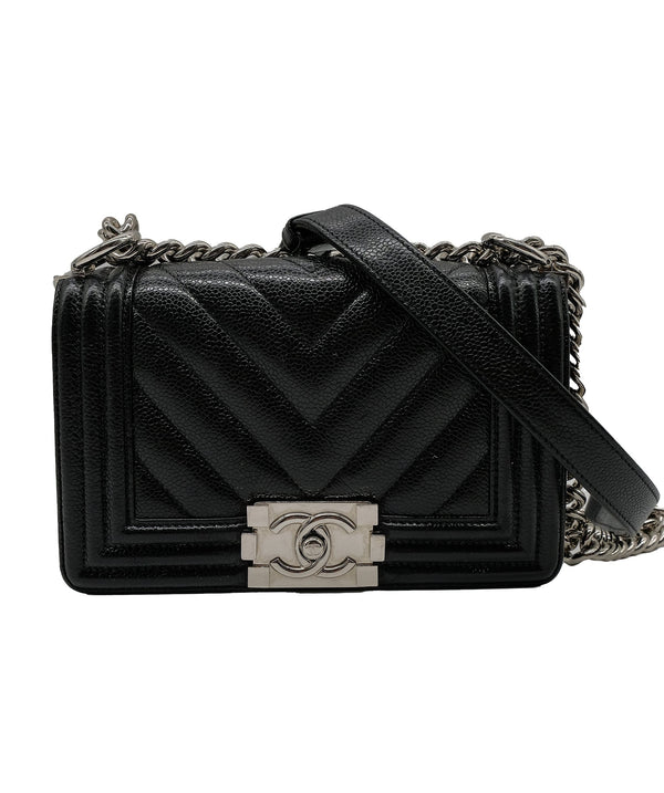 LuxuryPromise Chanel Boy Bag Black Caviar RJC3053