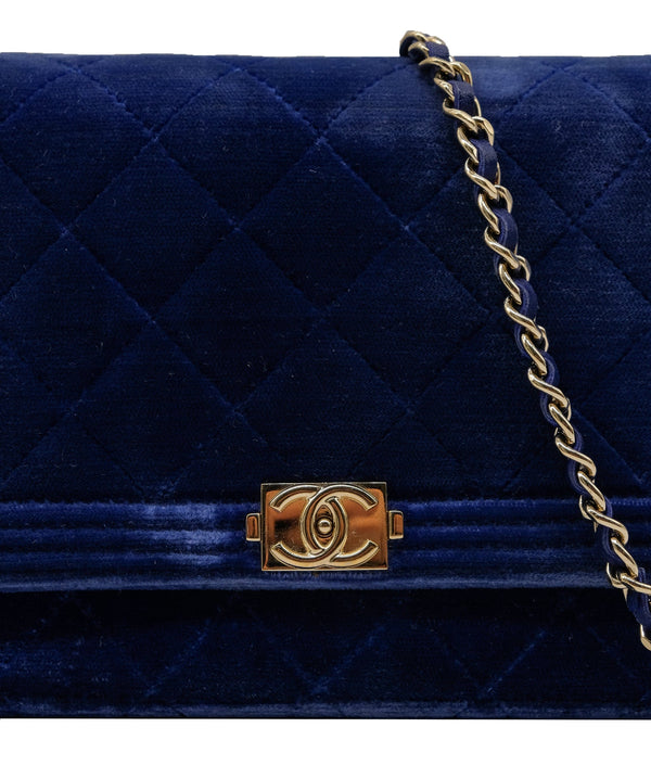LuxuryPromise Chanel WOC Blue Velvet RJC3055