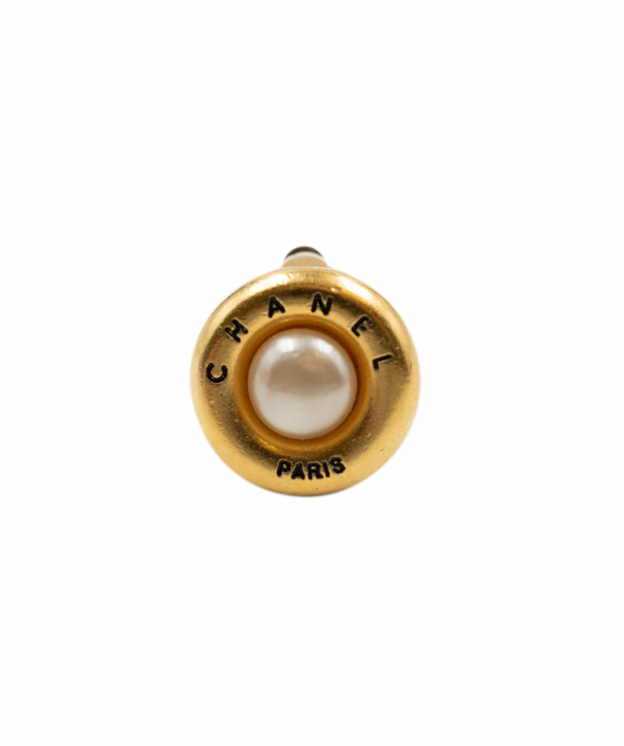 LuxuryPromise Chanel Gold Clip on Earrings AAU7529