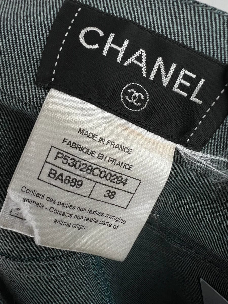 LuxuryPromise CHANEL TEAL LEATHER HIGH WAIST SHORTS WITH POCKET DETAILING FR 38 (UK 10)