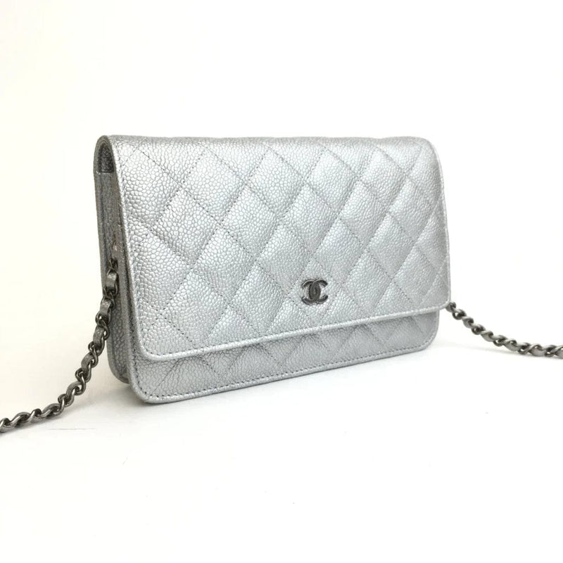 Chanel wallet on chain 2025 cena