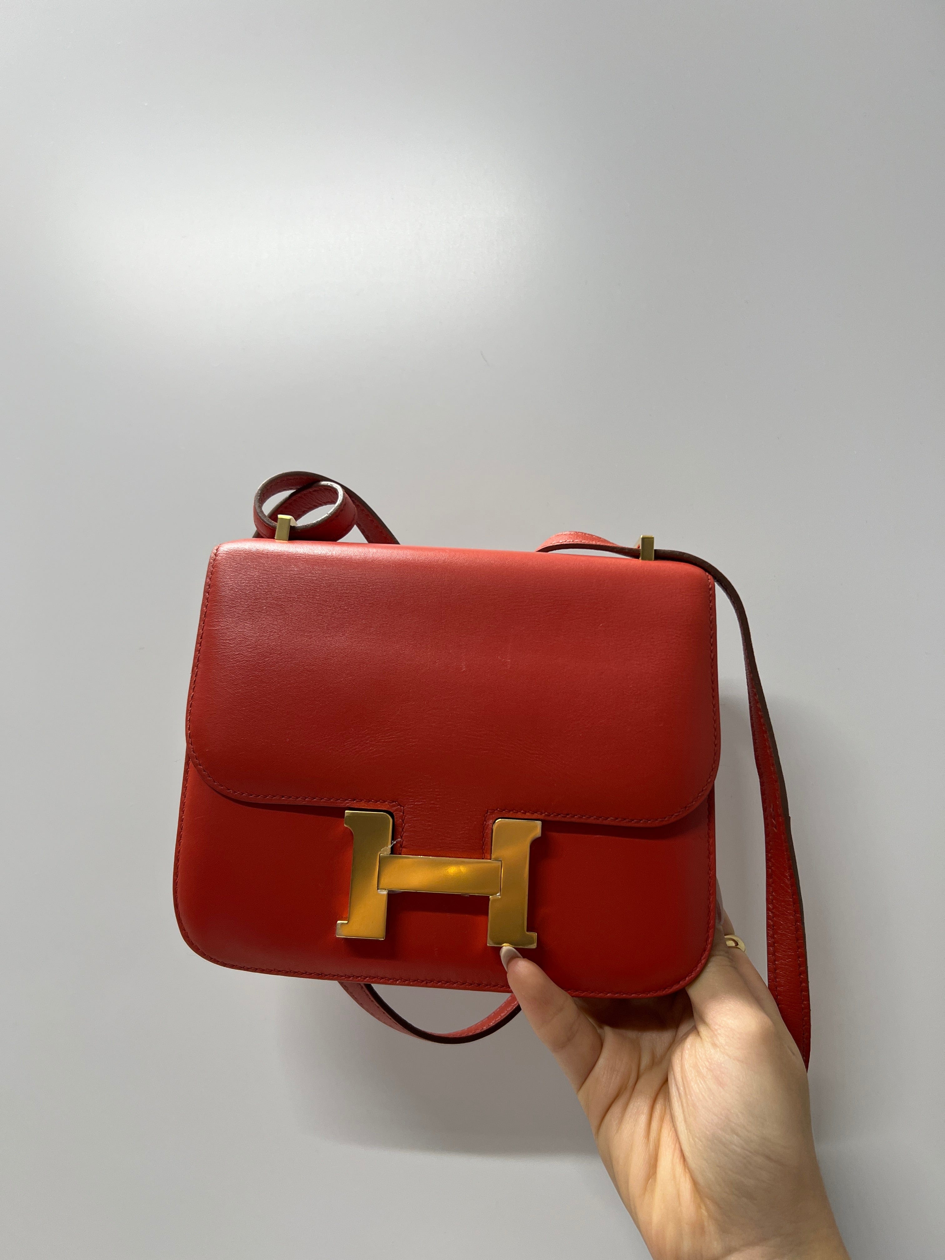 LuxuryPromise HERMES CONSTANCE 18 RED SWIFT GHW B10093TWSN