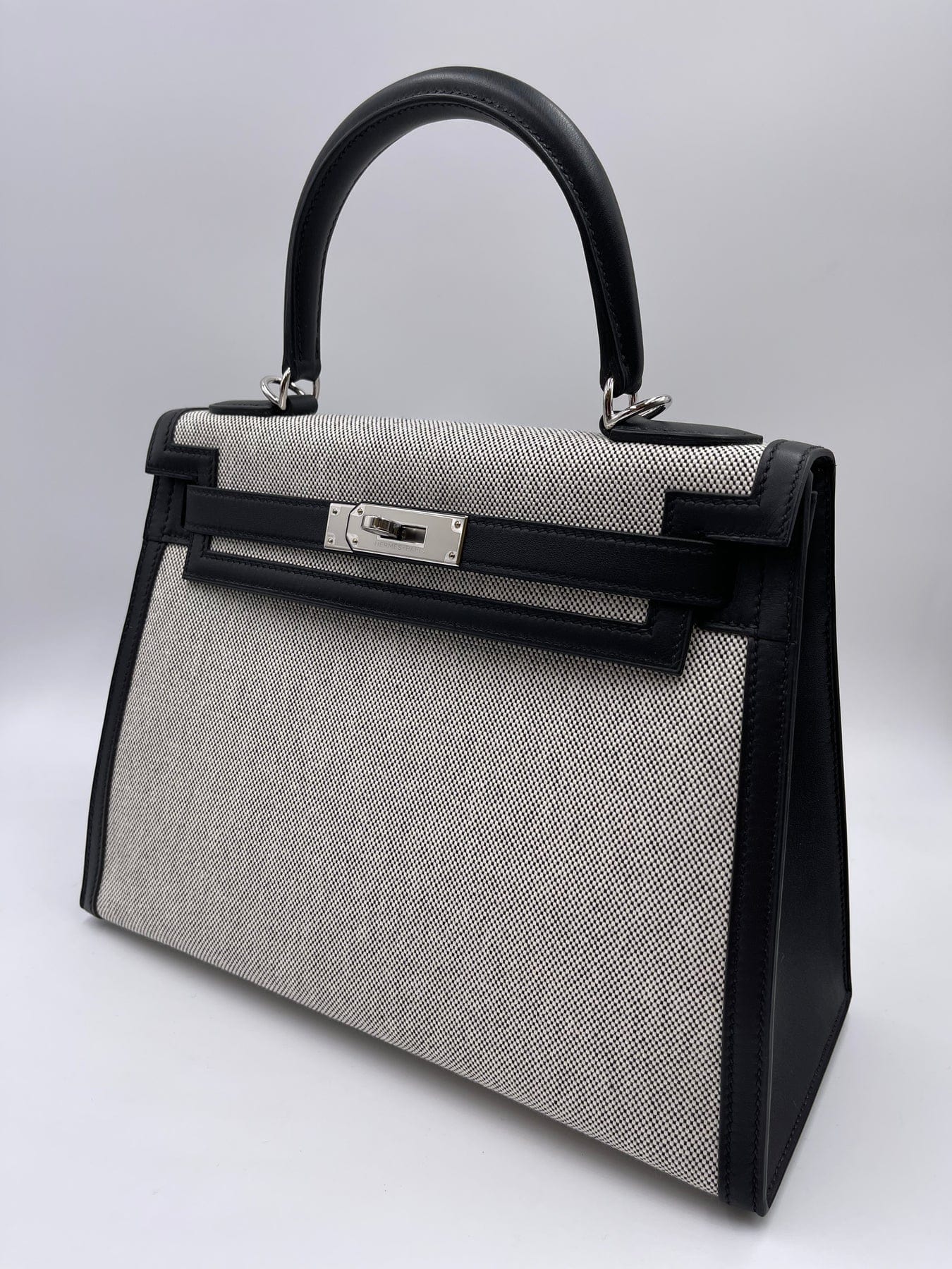 HERMÈS KELLY 28CM BLACK & ECRU Toile H and Swift Leather with Palladium Hardware