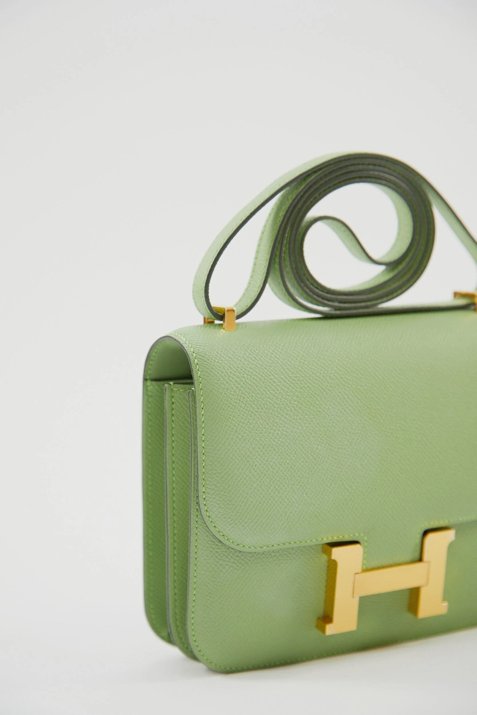 HERMÈS CONSTANCE 18CM VERT CRIQUET Epsom Leather with Gold Hardware