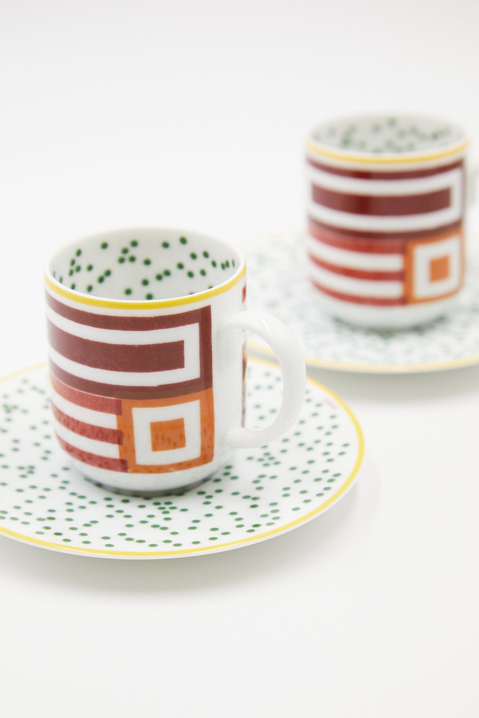 LuxuryVault HERMÈS Hippomobile Coffee Cups and Saucers