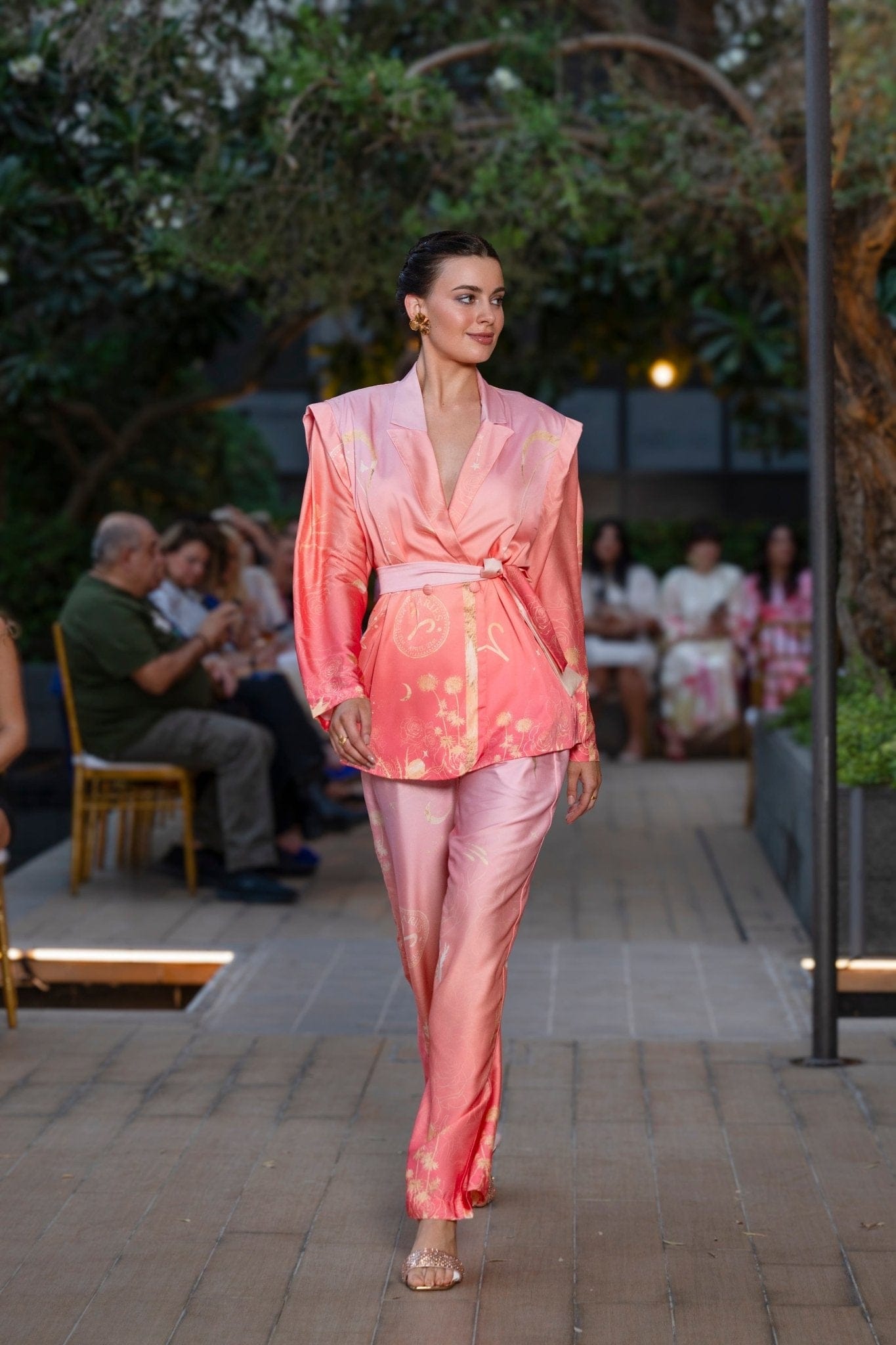Maison Clad CAPE JACKET ARIES MCL0083