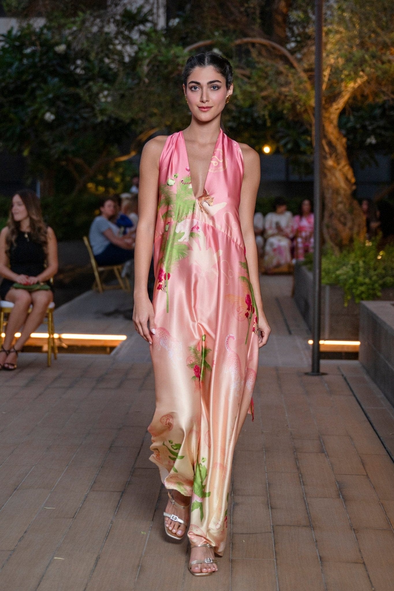 Maison Clad DRESS FLY MCL00579