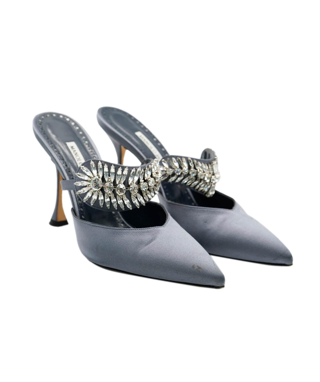 manolo blahnik blue shoes