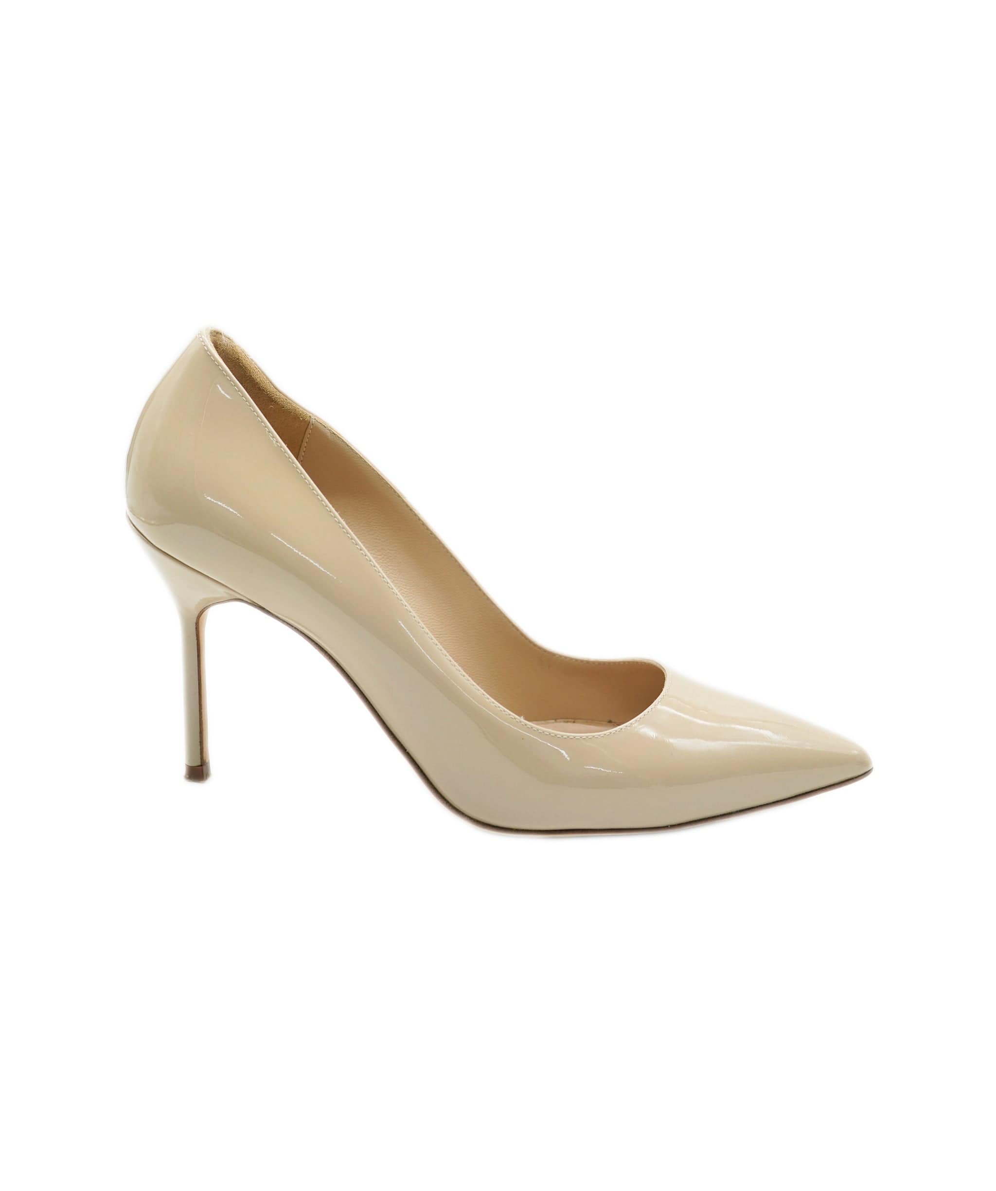 Manolo Blahnik Manolo Blahnik BB Patent Nude Court Heels  ALC1292