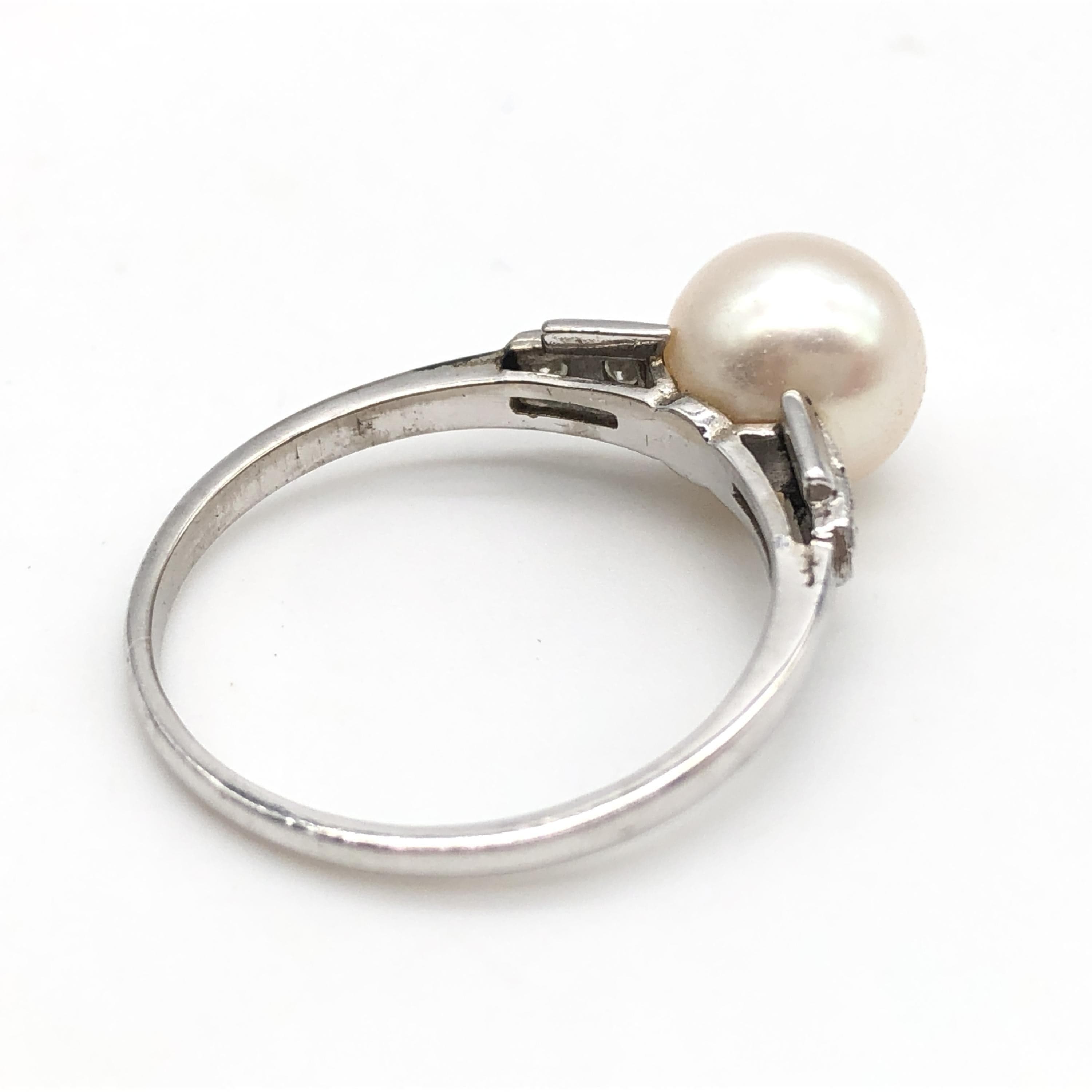 Mikimoto Mikimoto 1P Pearl & 4P Diamond Ring, K14WG, 3.1g, US Size 8 ALC3294