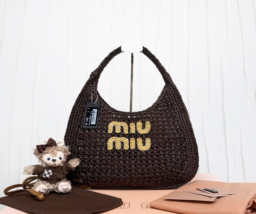 Miu Miu MIUMIU Brown Straw Tote Bag 28 (Chip) 23277009