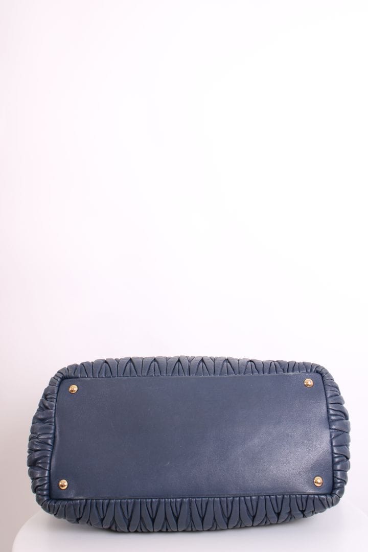 Miu Miu Miu Miu Matalasse Leather Tote Bag Navy
