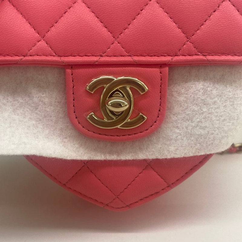 Chanel Heart Bag Pink Small – LuxuryPromise