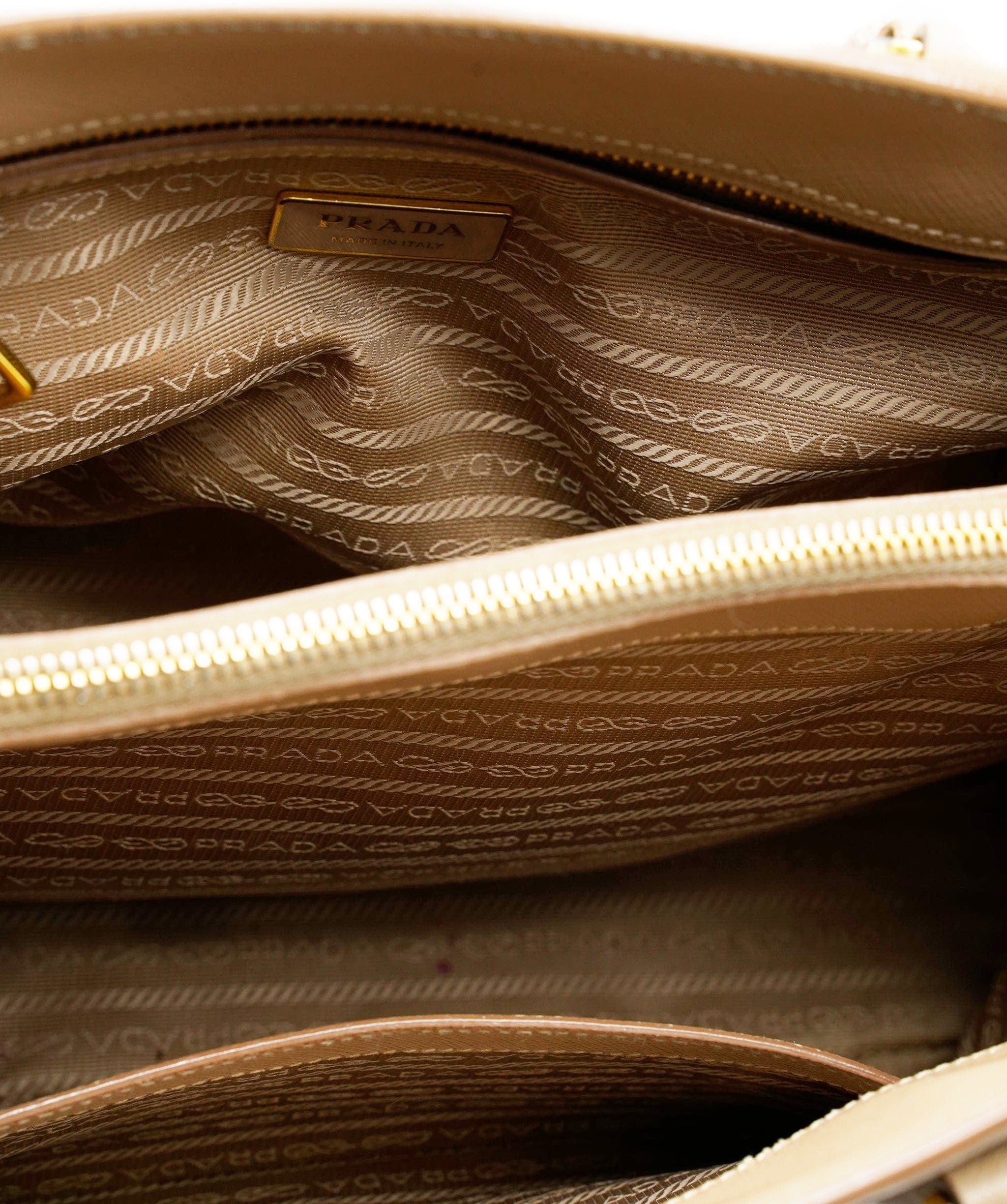 Prada Prada beige saffiano shoulder bag  ALC0422