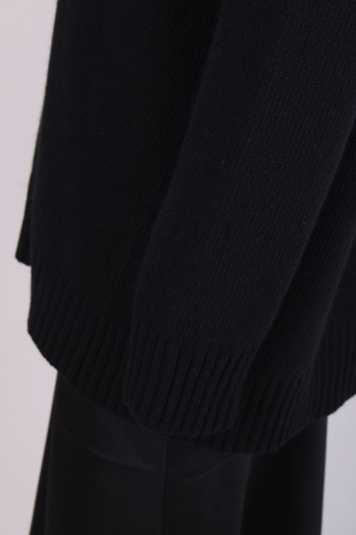 Prada Prada V Neck Jumper Black M