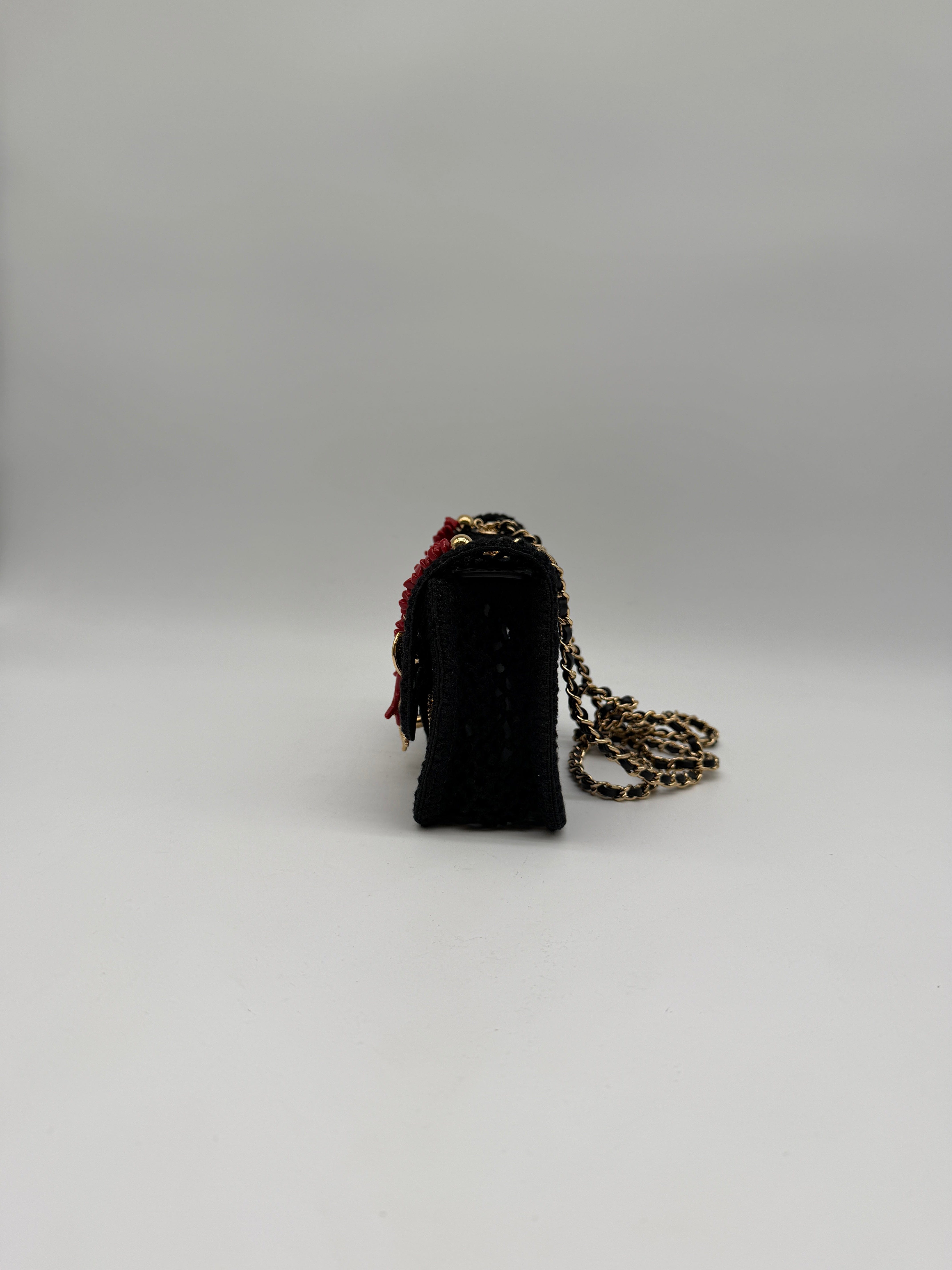 Prime Concierge Chanel Coco Beach 2026 Mini Flapbag Black Mesh & Gold Tone Metal