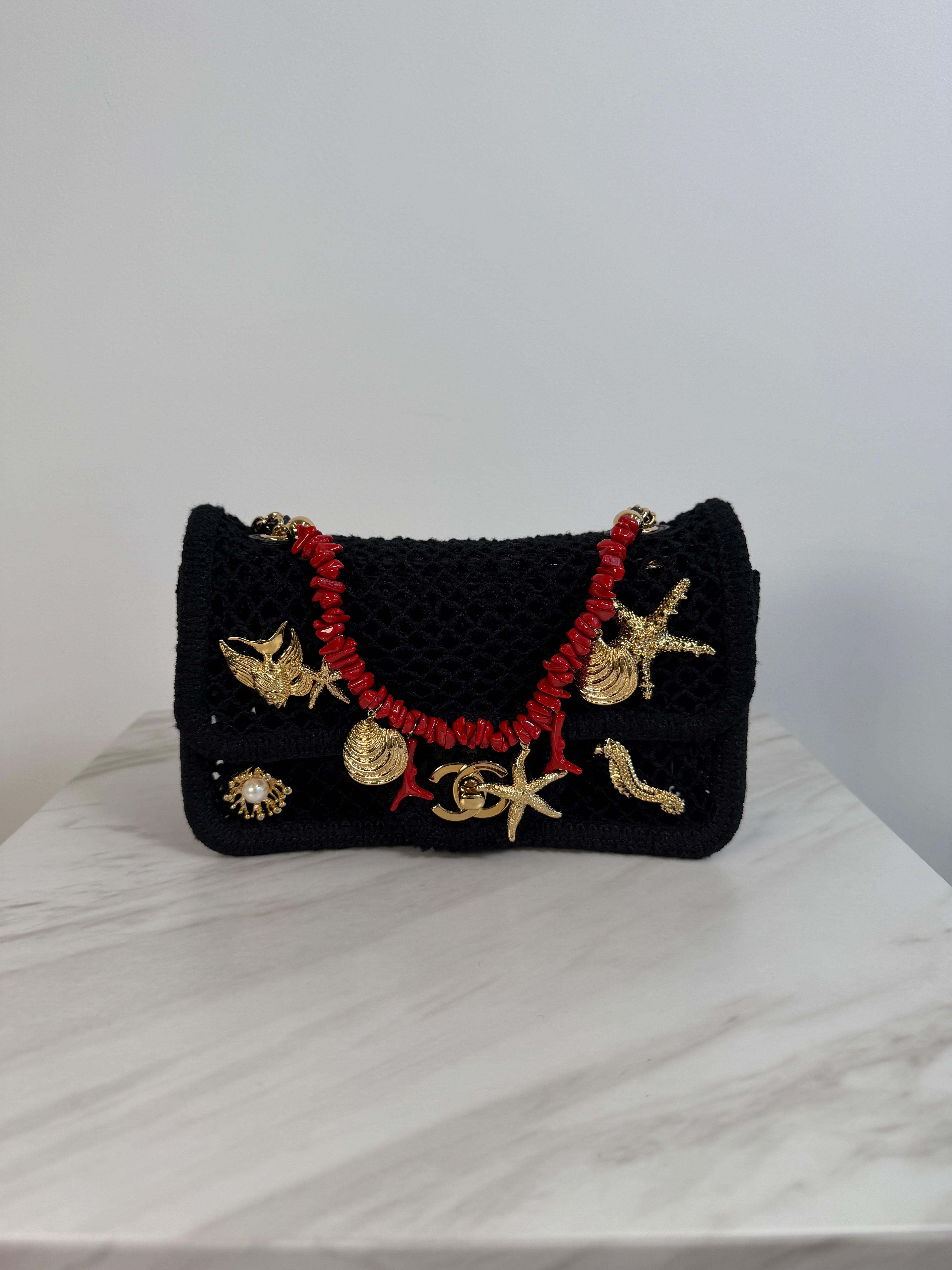 Prime Concierge Chanel Coco Beach 2026 Mini Flapbag Black Mesh & Gold Tone Metal