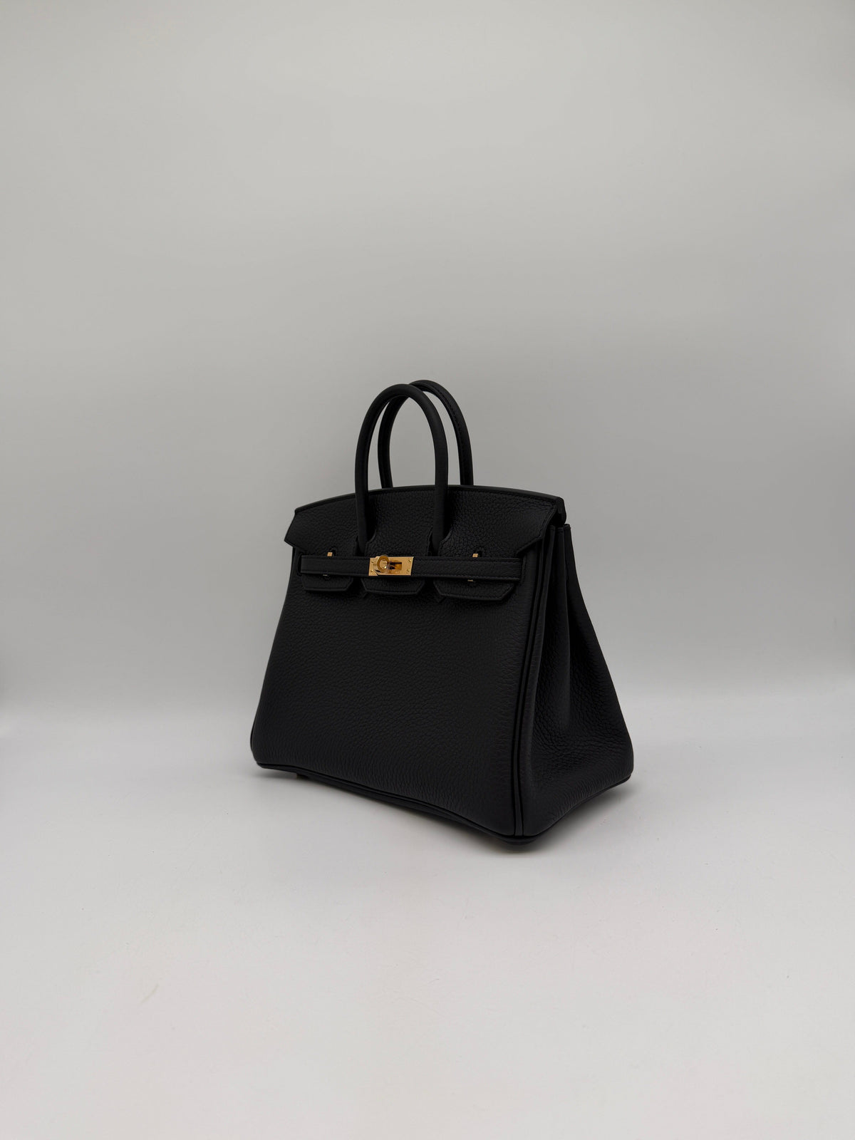 Prime Concierge Hermès Birkin 25 Black Togo Gold Hardware